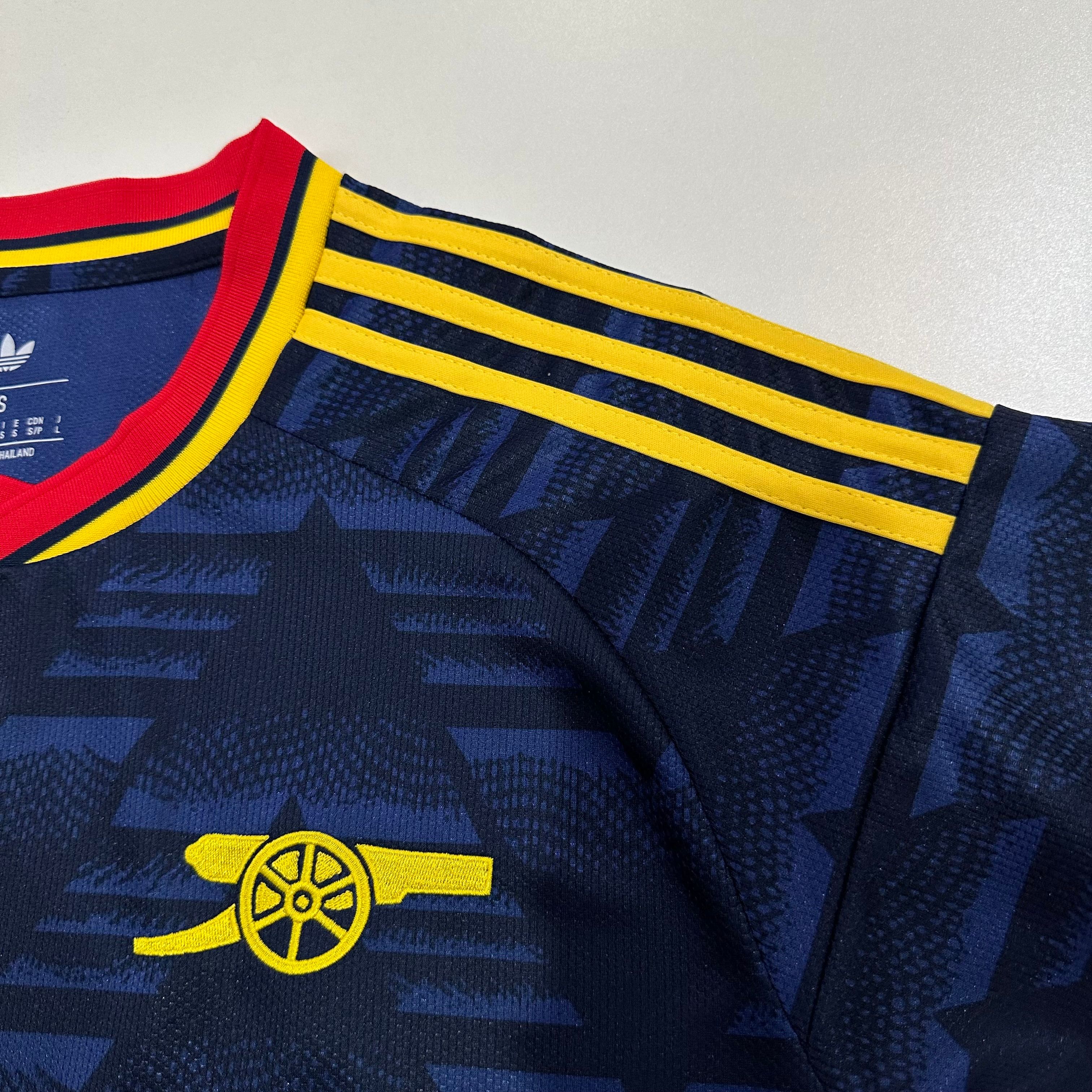 Arsenal Visita 26/27 - Versión Fan 8