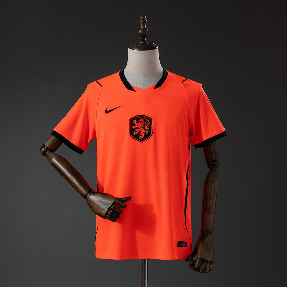 Holanda Local 26/27 - Versión Fan