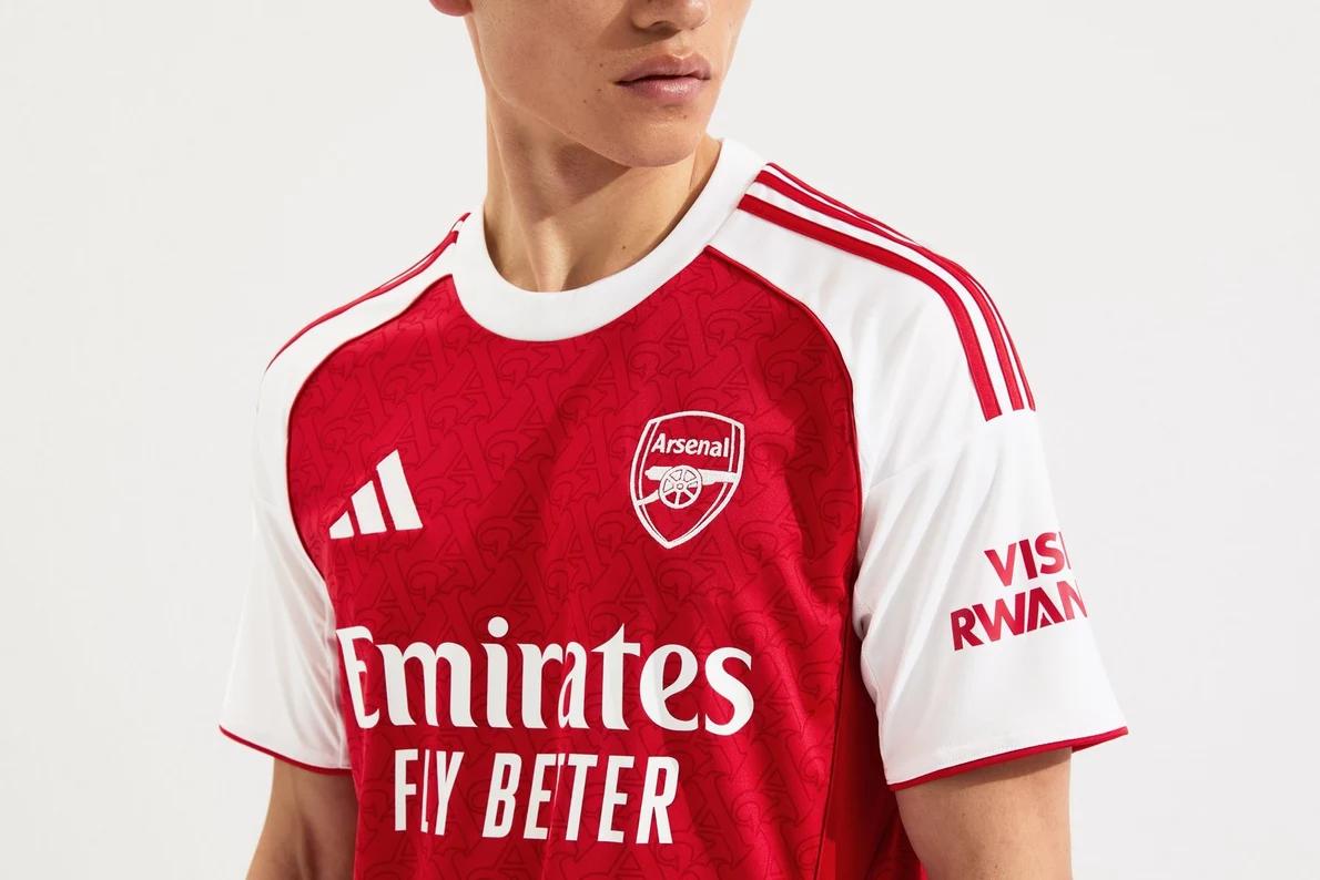 Arsenal Local 25/26 - Versión Fan 3