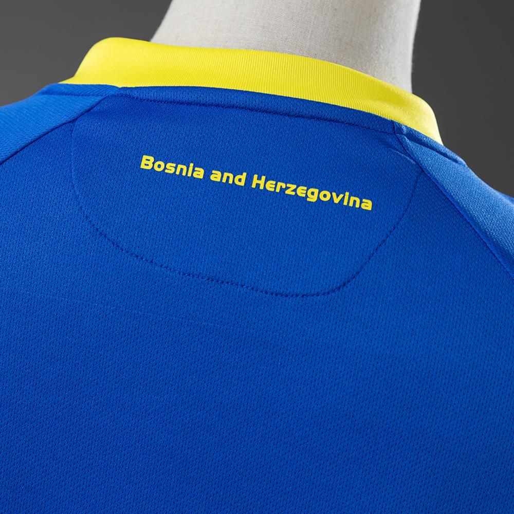 Bosnia y Herzegovina Local 26/27 - Versión Fan 8