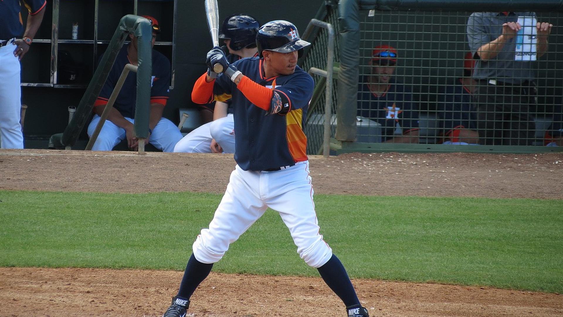 Yankees sign INF Danny Espinosa to Minor League deal