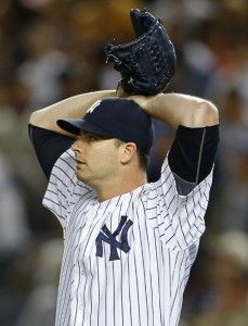 Playoff Push: Yankees fortunate Rays lose as well; stay 2.5 games back