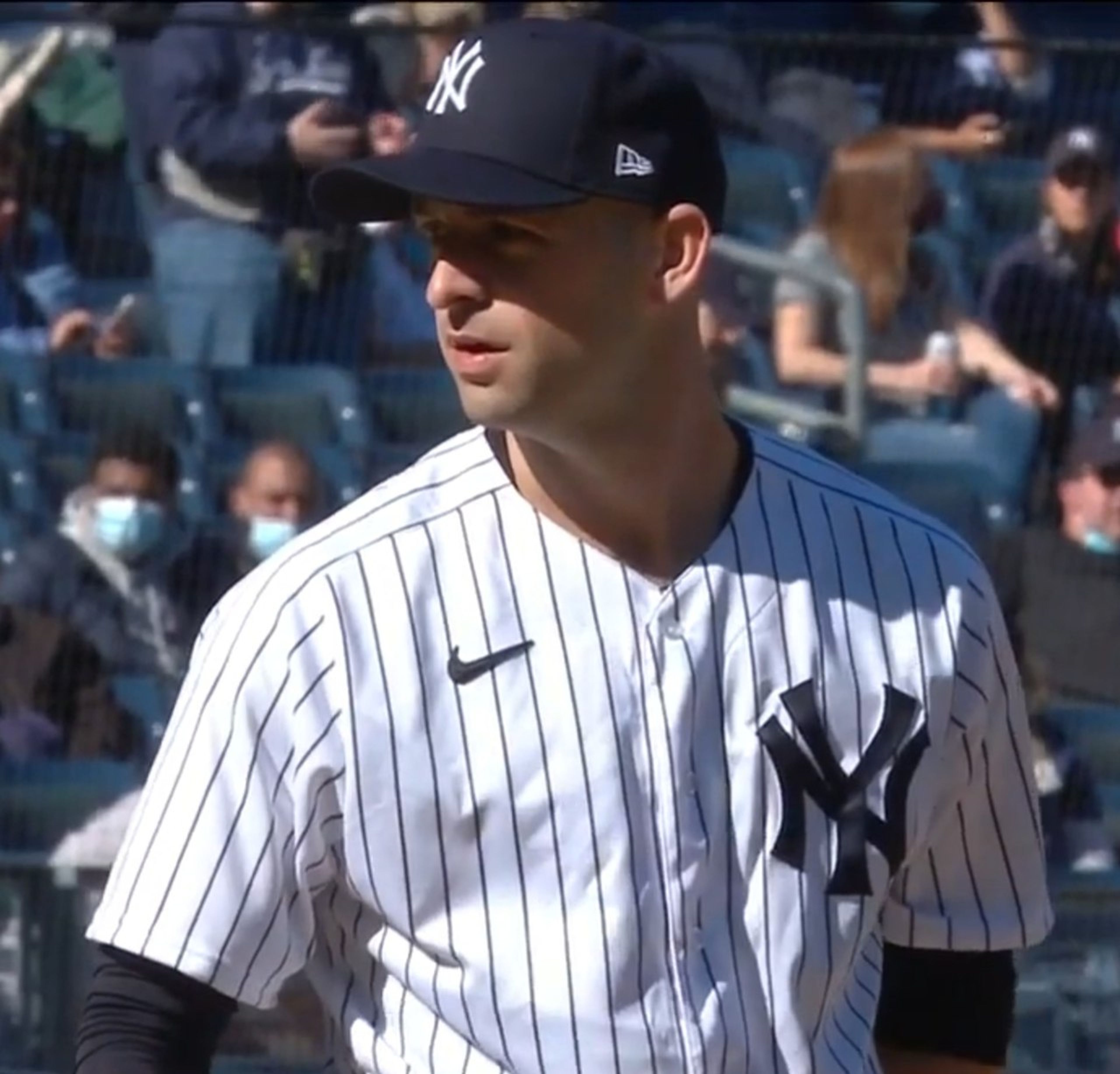 Yankees vs. Mother Nature - The Bronx Pinstripes Show