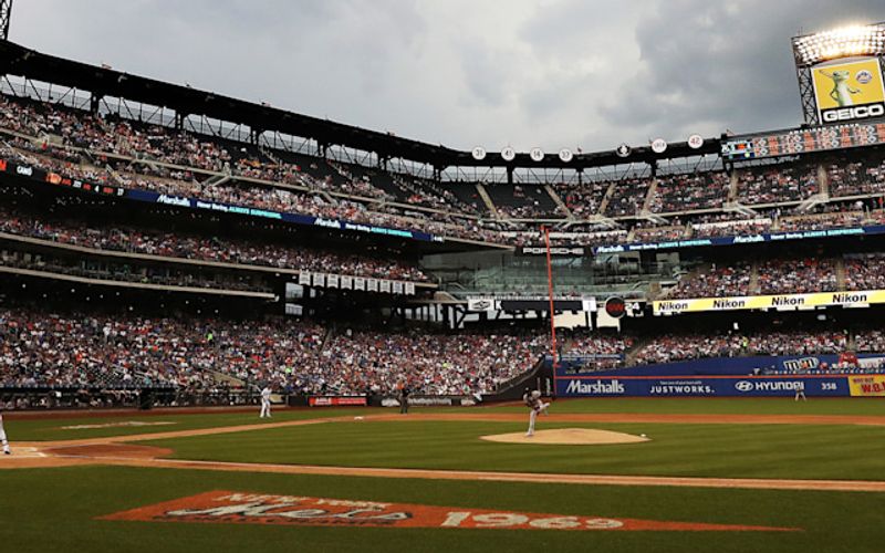 The Bronx Pinstripes Show - Episode 388