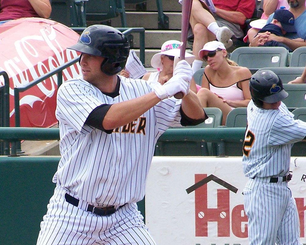Minors Wrap-Up: Thunder Blast Four Home Runs in Victory