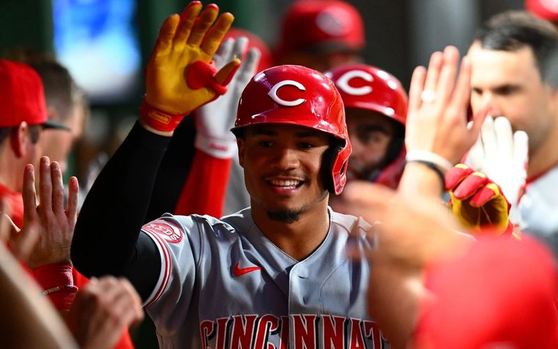Hot off the bench, Marte supplies Reds' game-winning blast