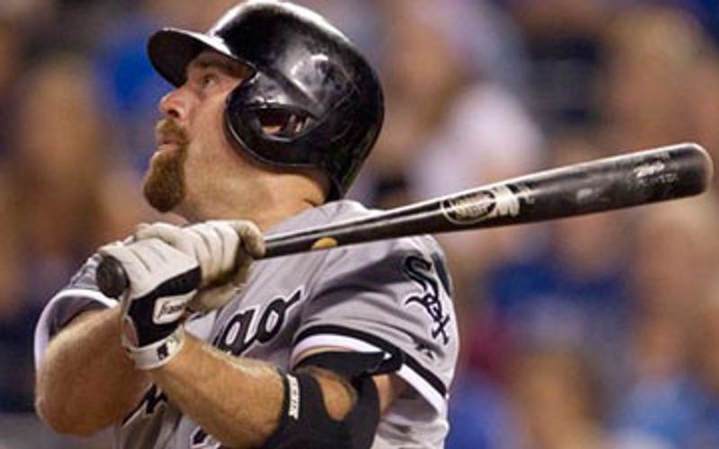 Youkilis signs with the Yankees