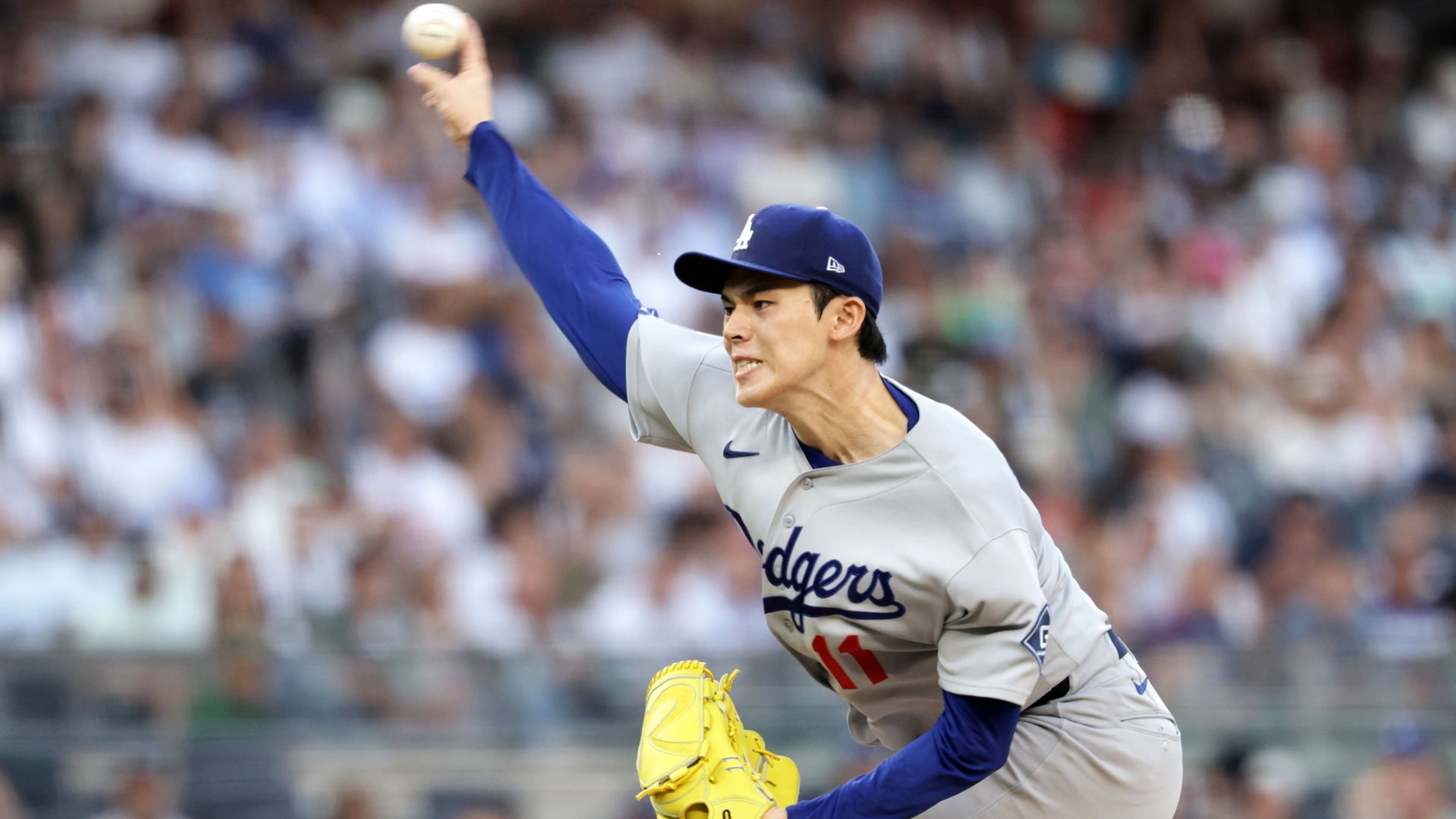 Best version of Sasaki helps Dodgers get back on feet to open half