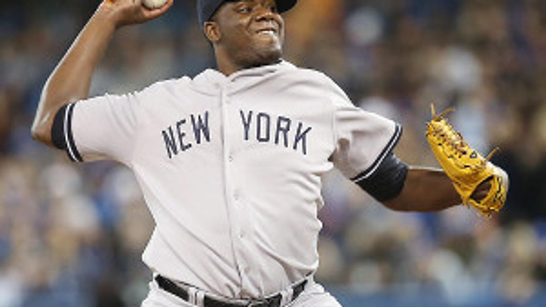 Tom Szczerbowski/Getty Images)