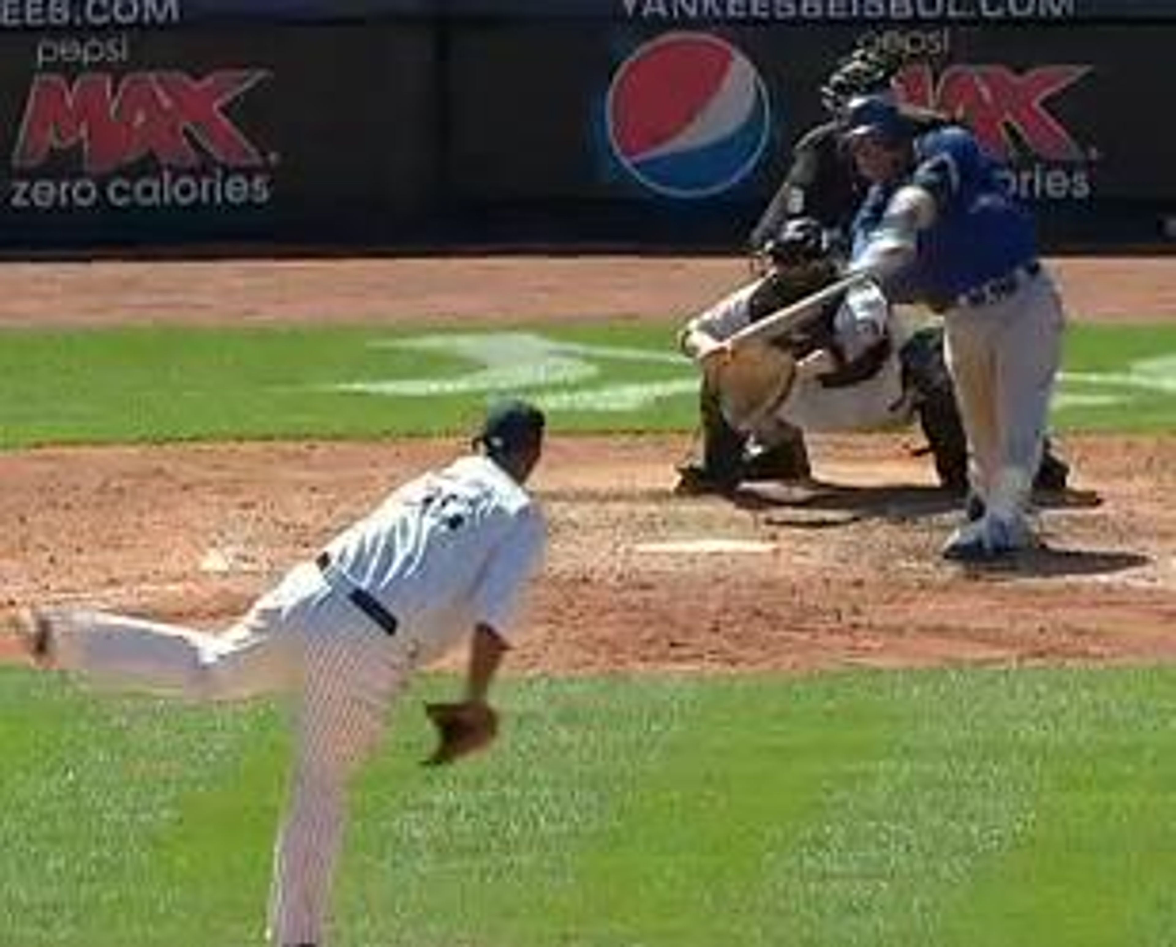 Yankees Game 130: Errors and Ineffective in Loss