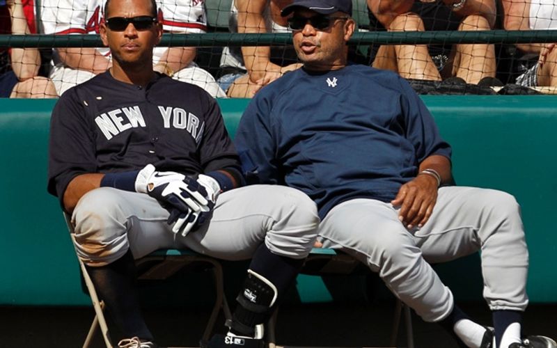 Reggie Jackson Issues Apology
