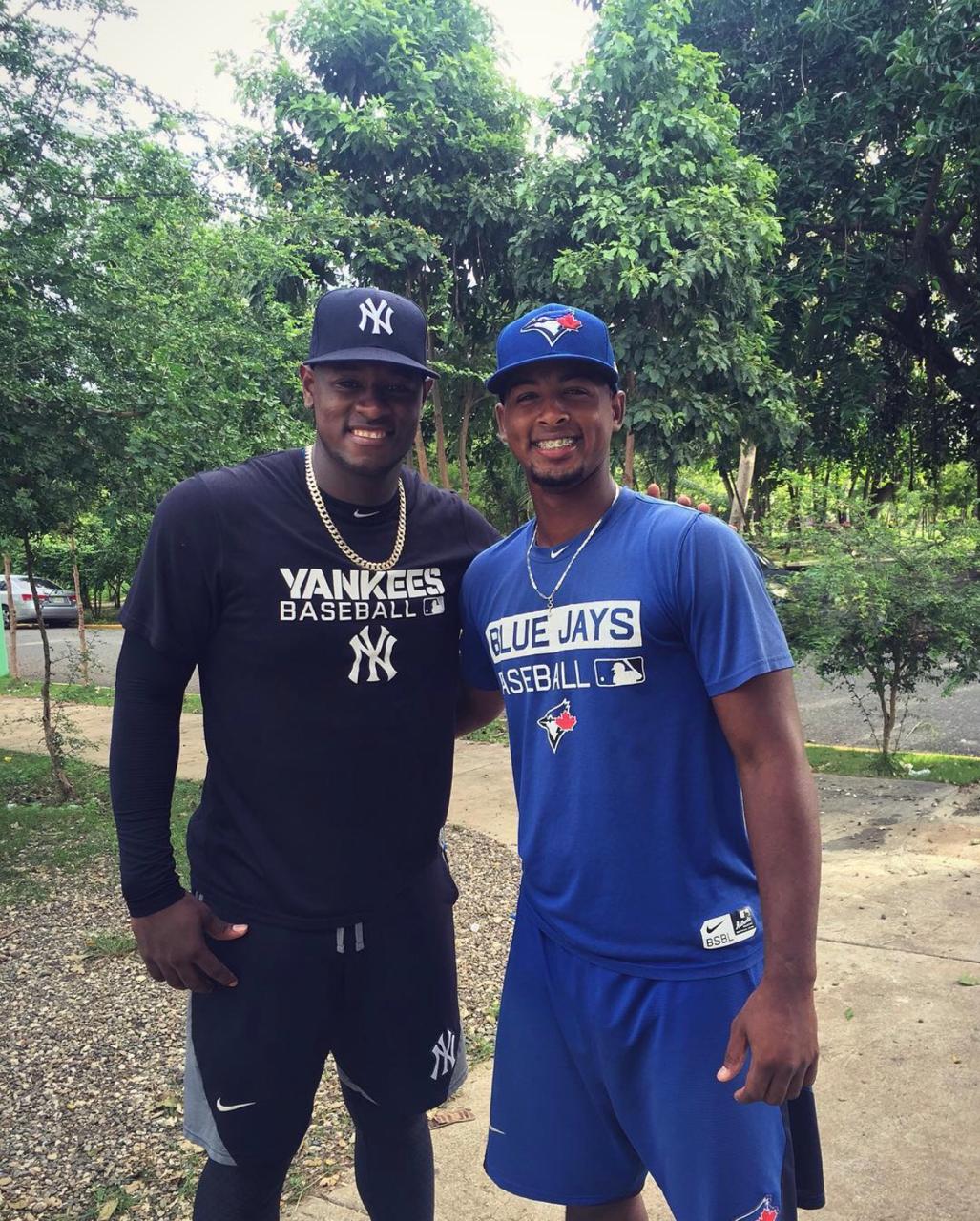 Yankees lineup listless again; down 0-2 headed back to the Bronx