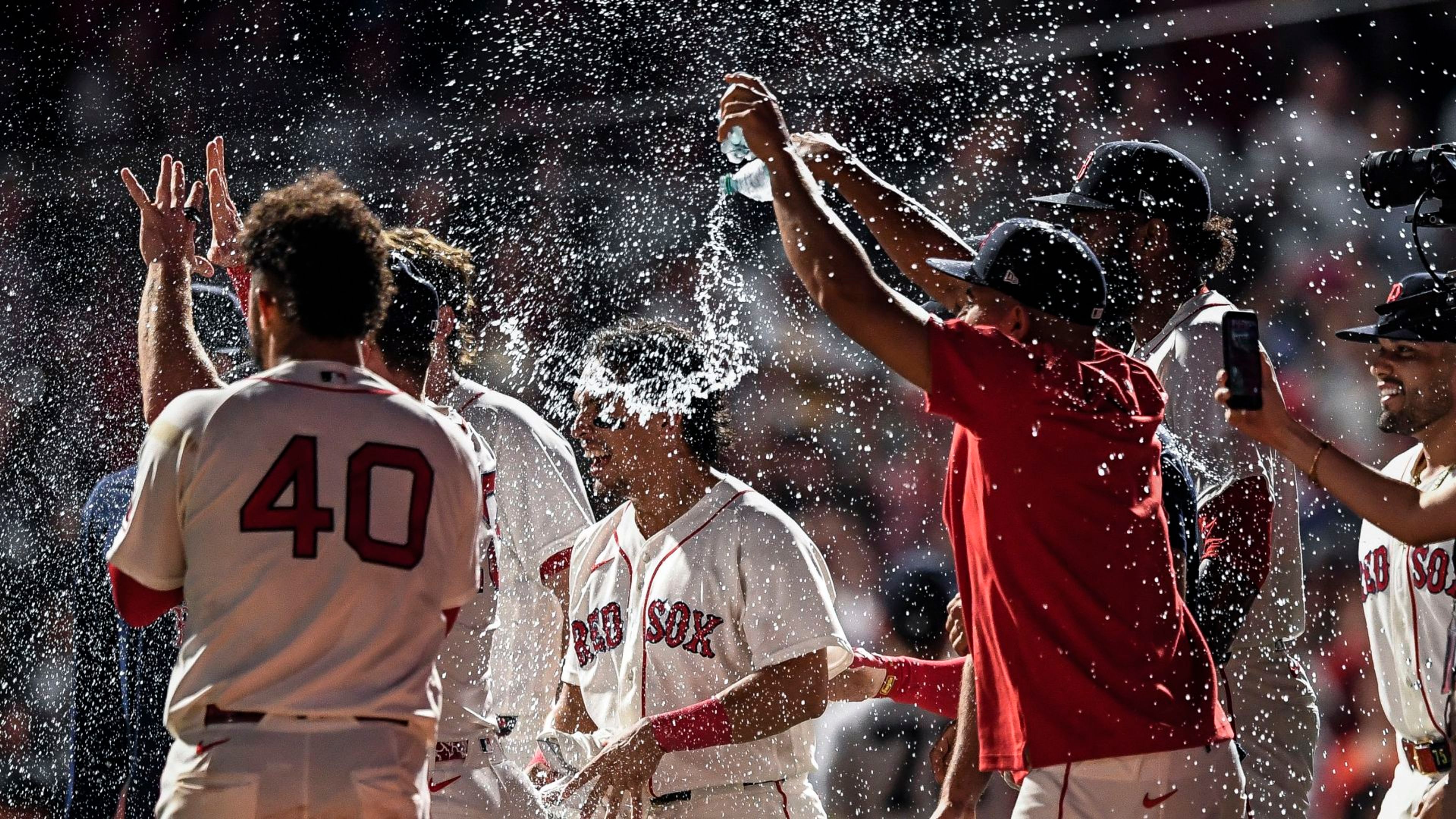 Red Sox complete 4-game sweep of Yankees with wild 10th-inning walk-off
