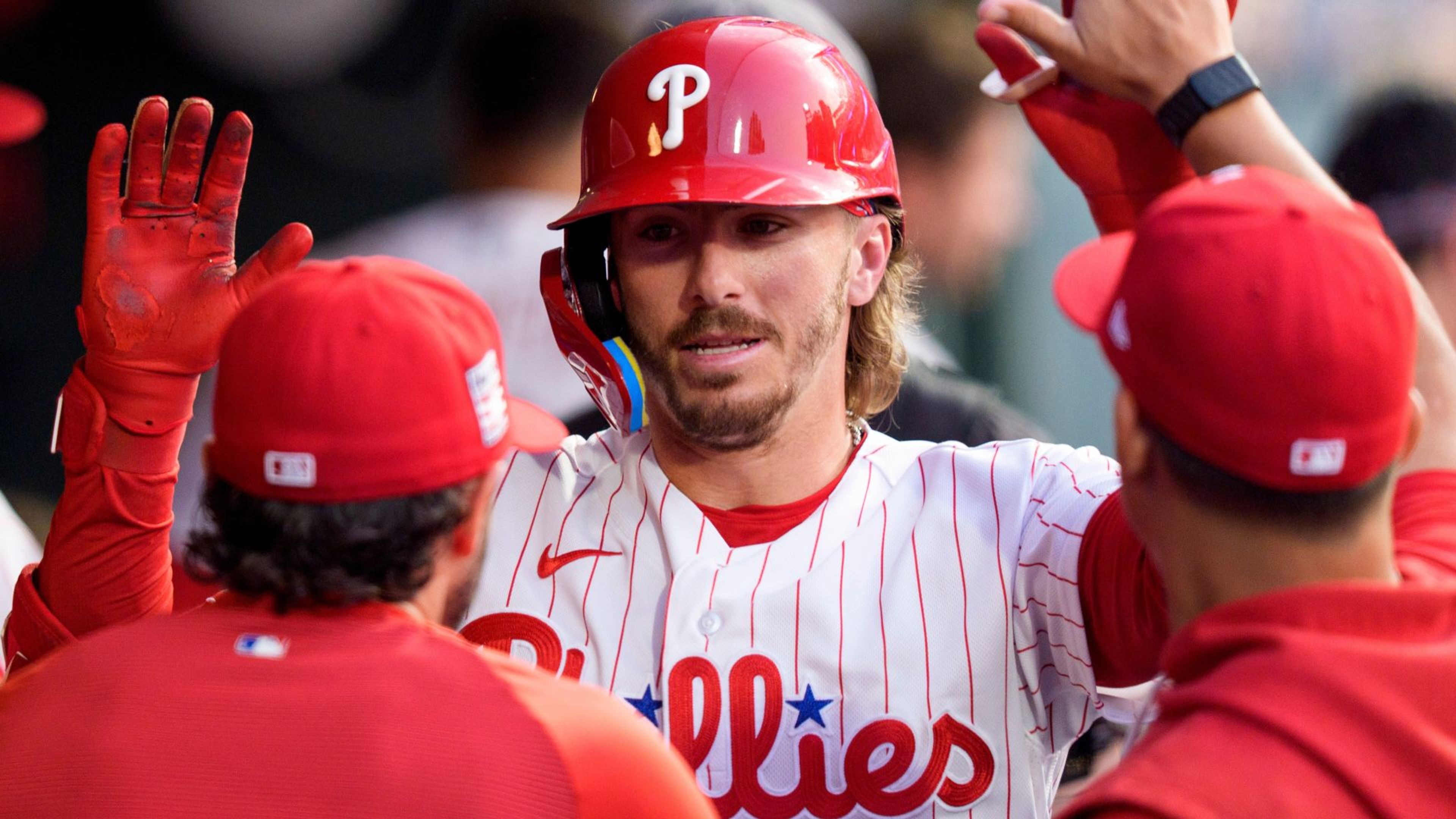 Phils get needed confidence boost with rout of playoff-contending Yankees