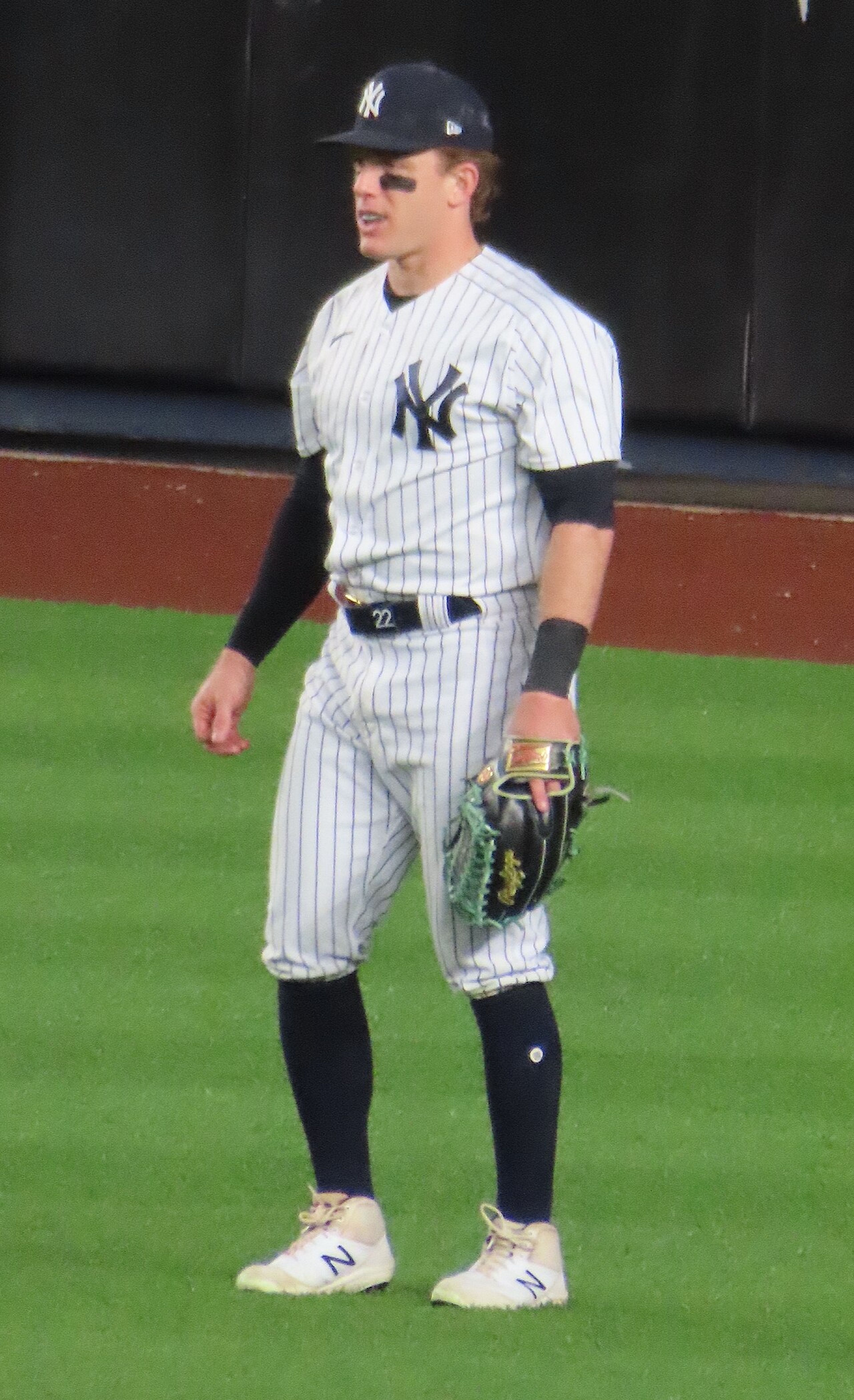 Yankees fumble, bumble, stumble in Game 3 shutout loss