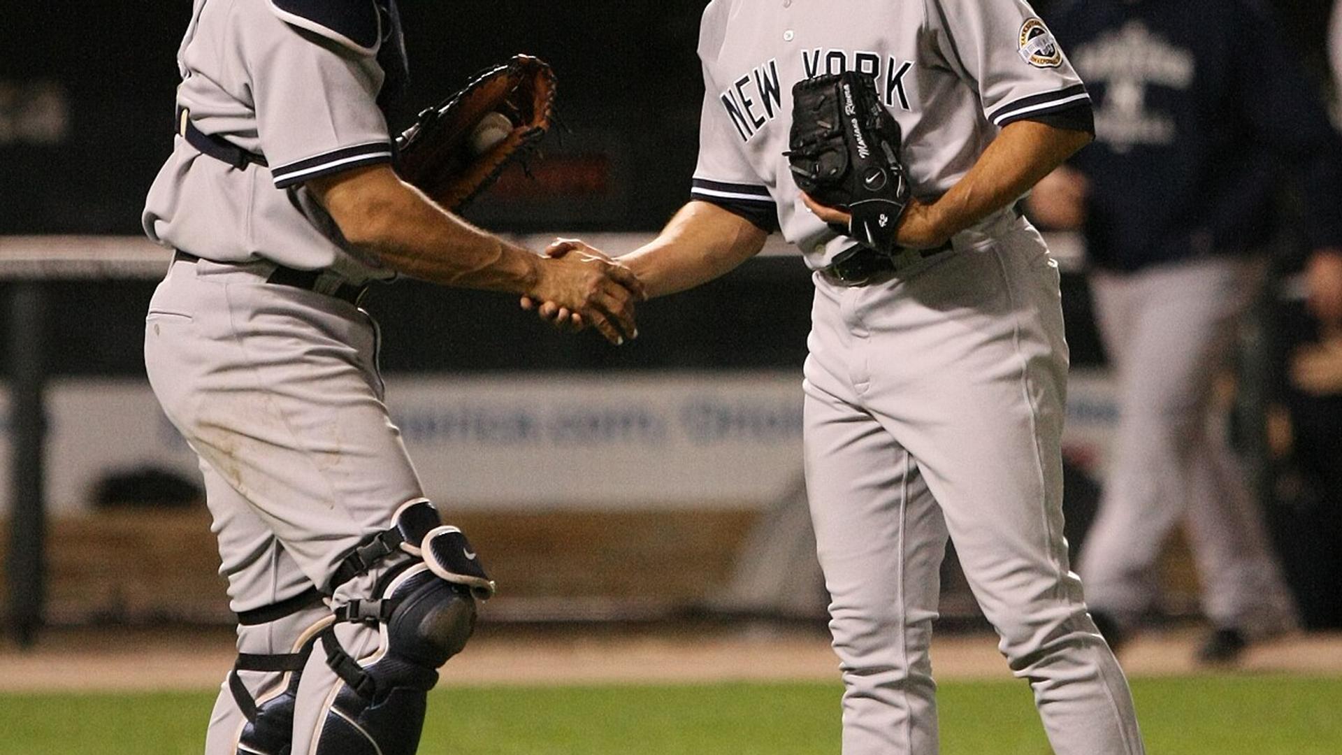 August 1, 1996: Yankees salvage series finale against Texas