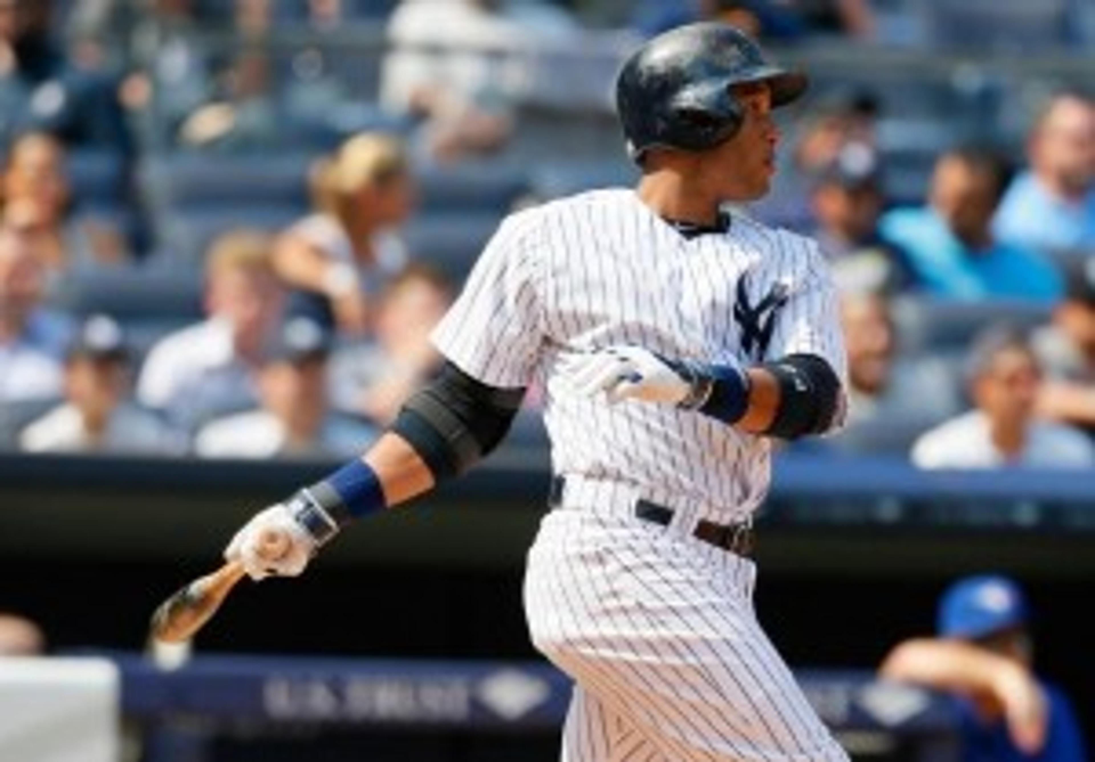 Cano, and others, receive qualifying offer