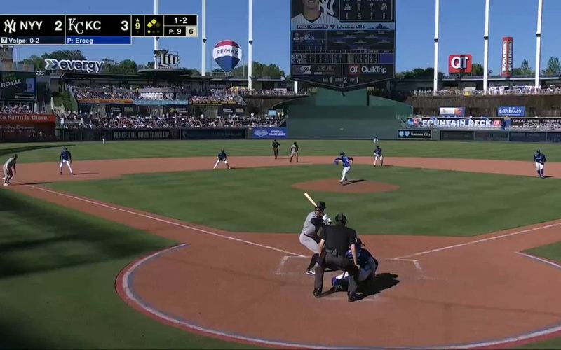@MLB on X: Anthony Volpe puts the @Yankees ahead in the 9th!