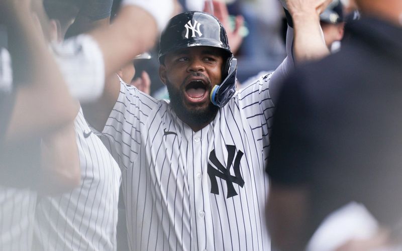 Ramos' first HR as a Yankee helps Bombers win season series vs. Red Sox