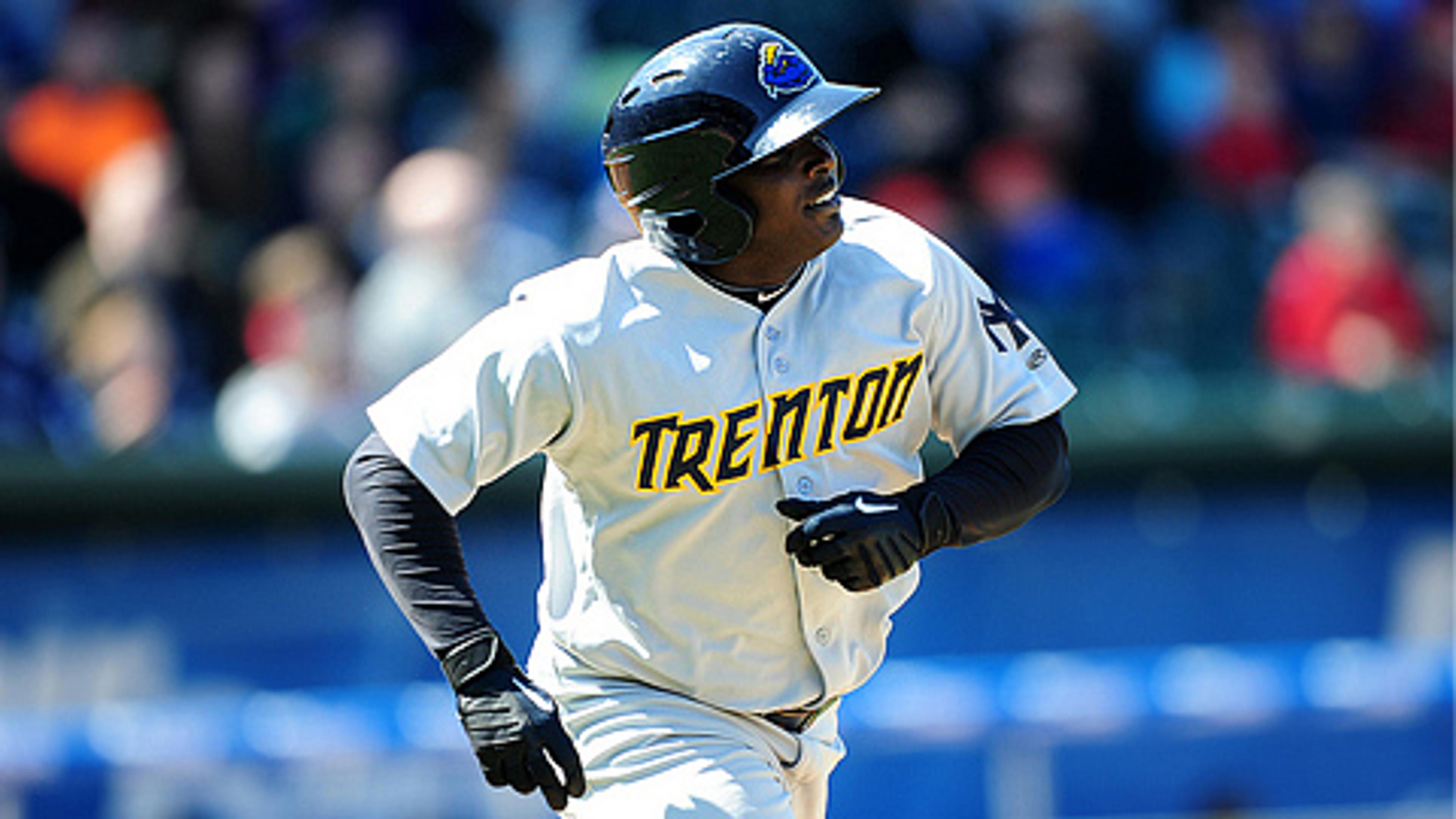 Minors Wrap-Up: Ronnier Runs Wild in Scranton Win