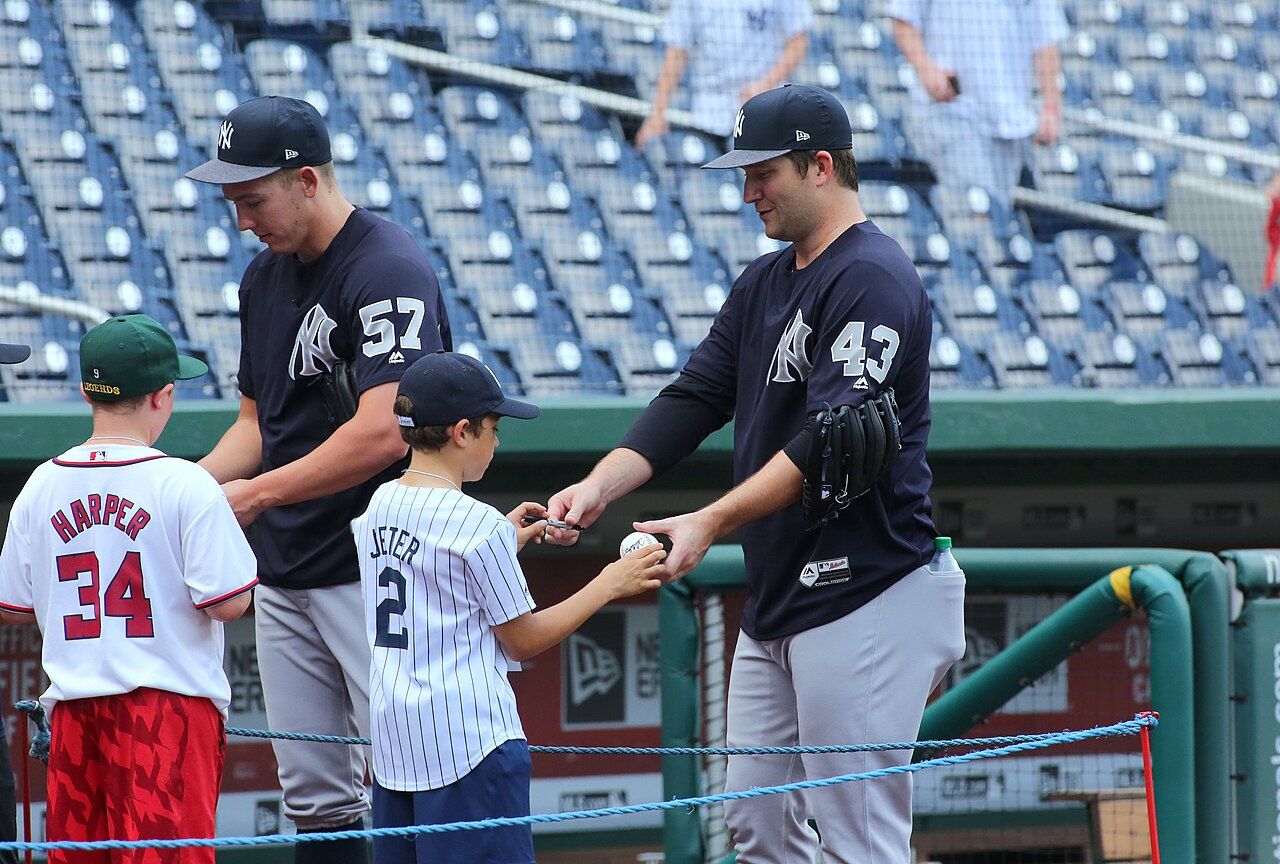 LeMahieu, Estrada Supply Power as Yankees Take Two in Tampa - The Bronx Pinstripes Show