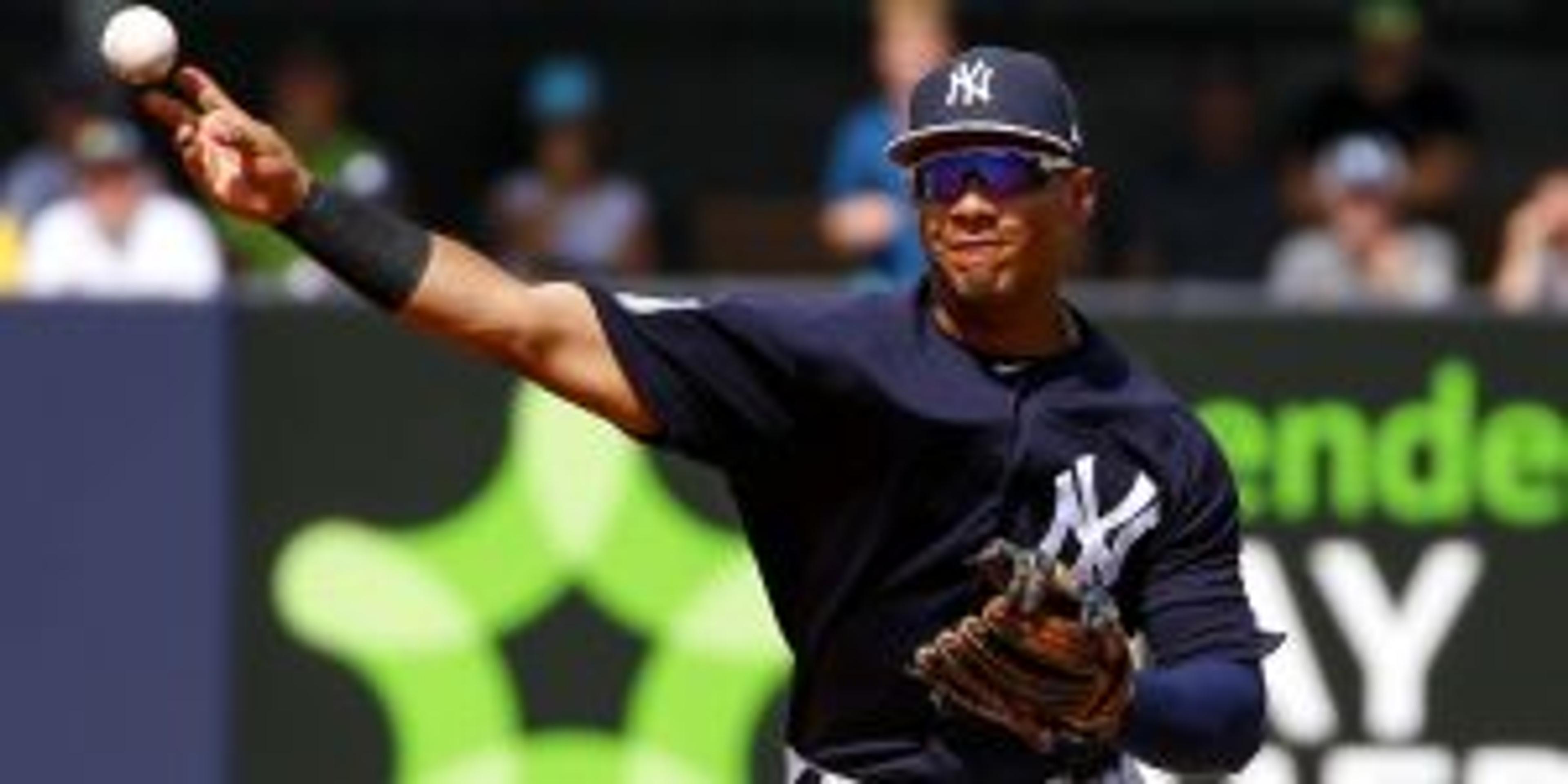 Yankees prepared to give infield jobs to rookies Gleyber Torres and Miguel Andujar