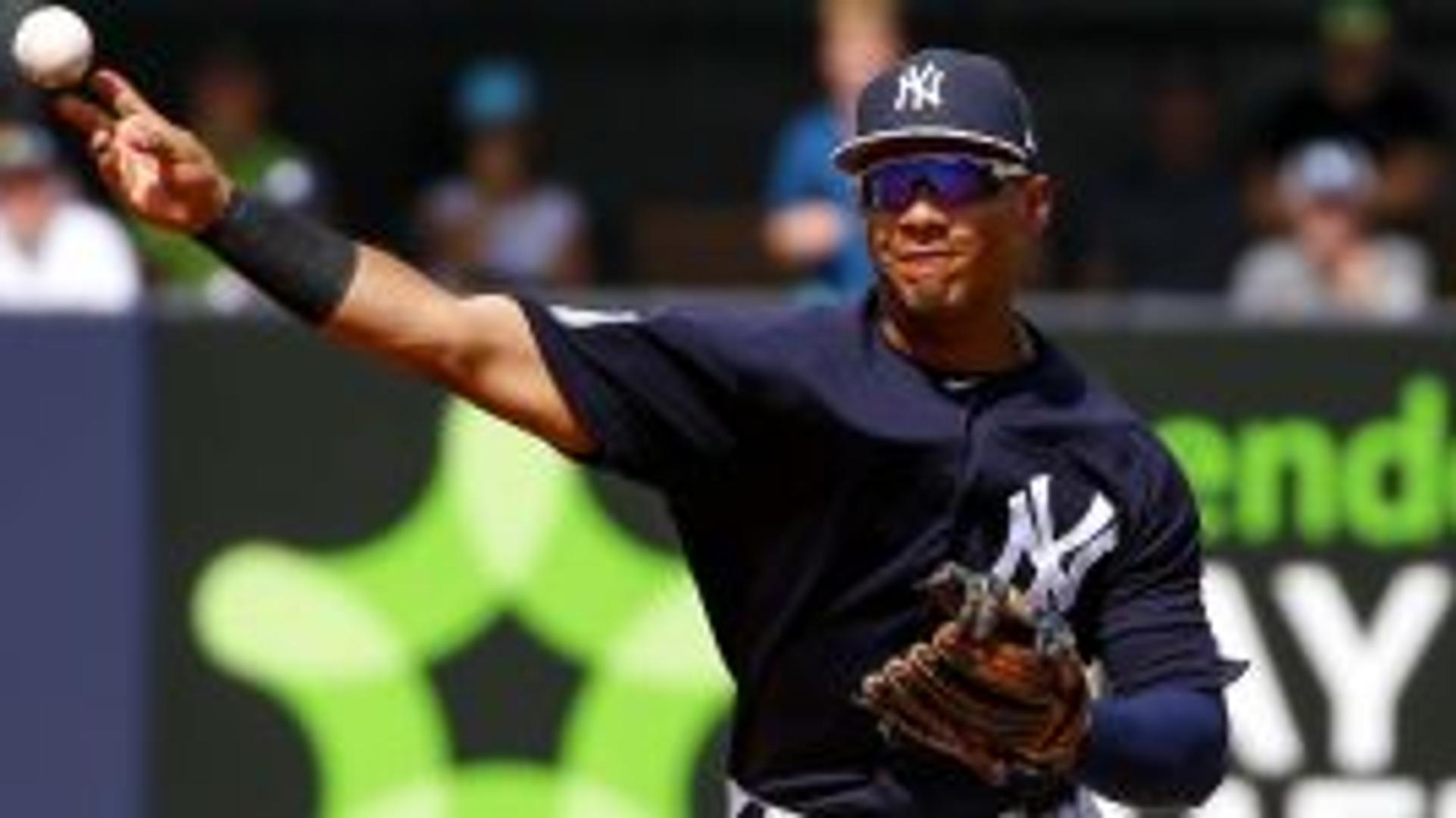 Yankees prepared to give infield jobs to rookies Gleyber Torres and Miguel Andujar