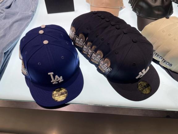 2024 World Series Yankees vs Dodgers caps display