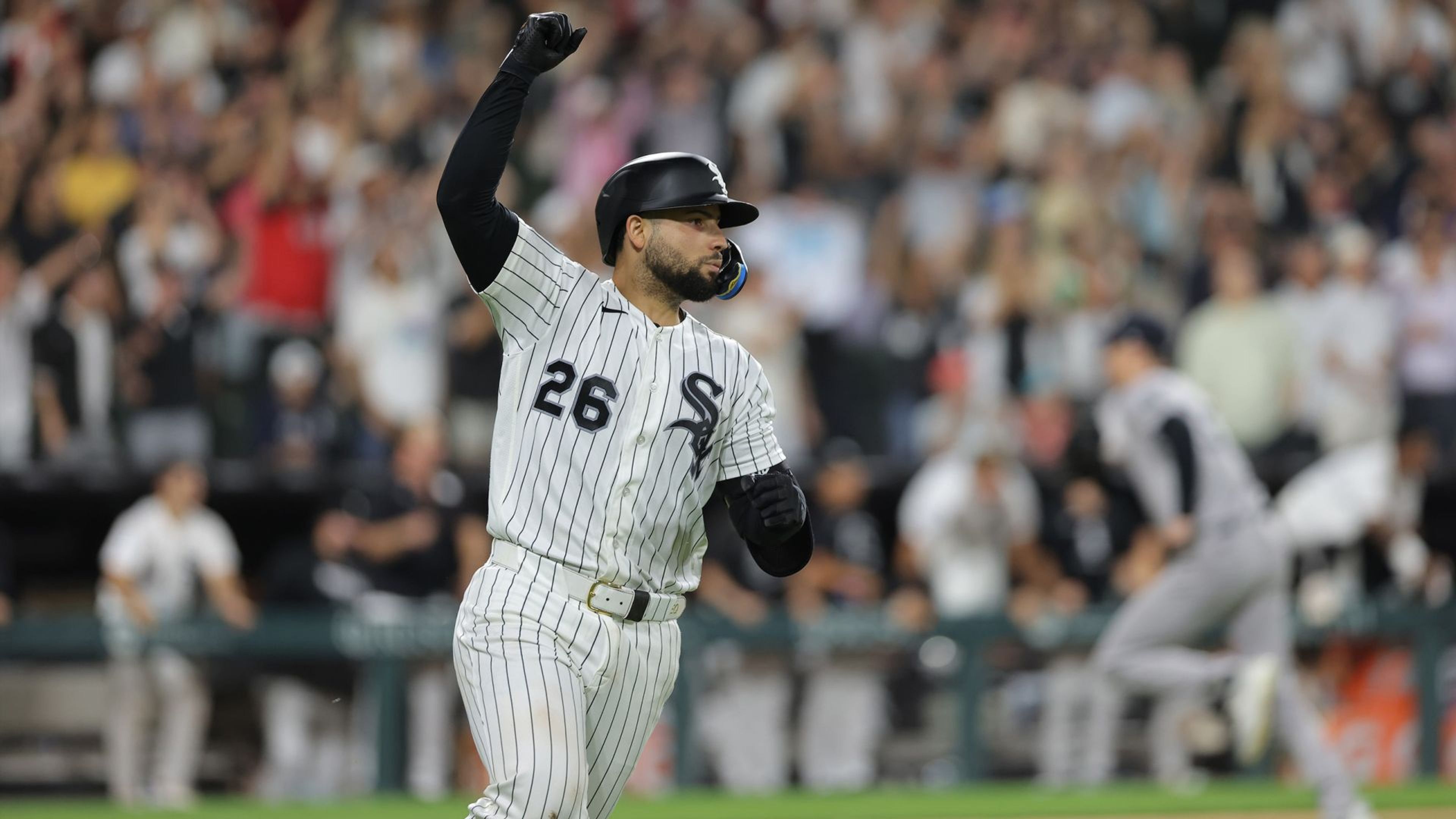 Quero caps wild White Sox comeback with 12th-inning walk-off