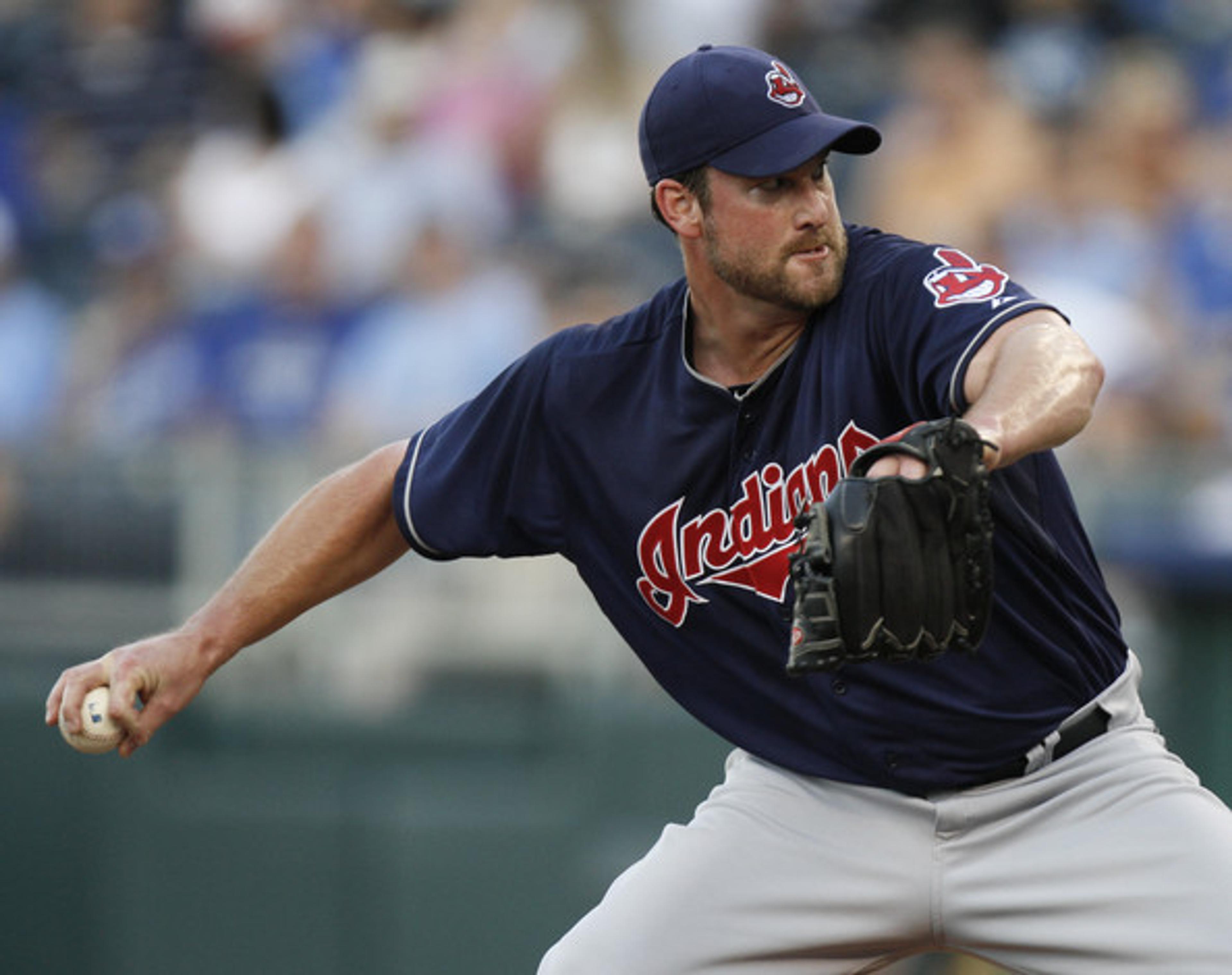 Yankees Sign Derek Lowe