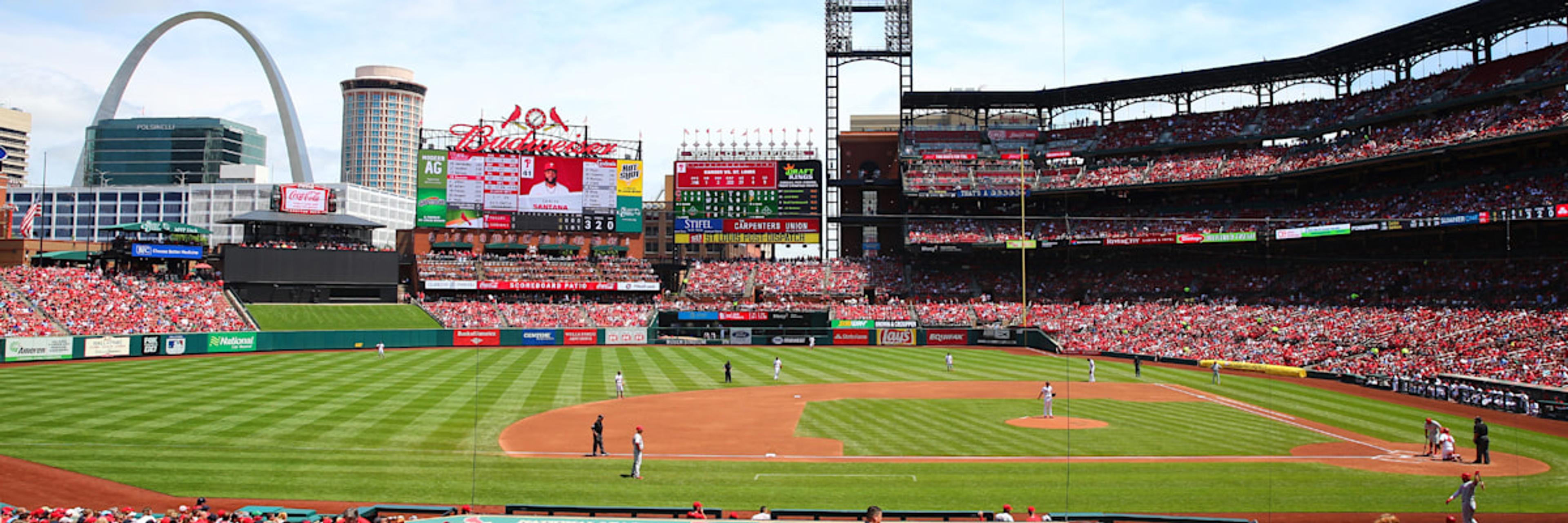 Yankees sign former All-Star Matt Carpenter