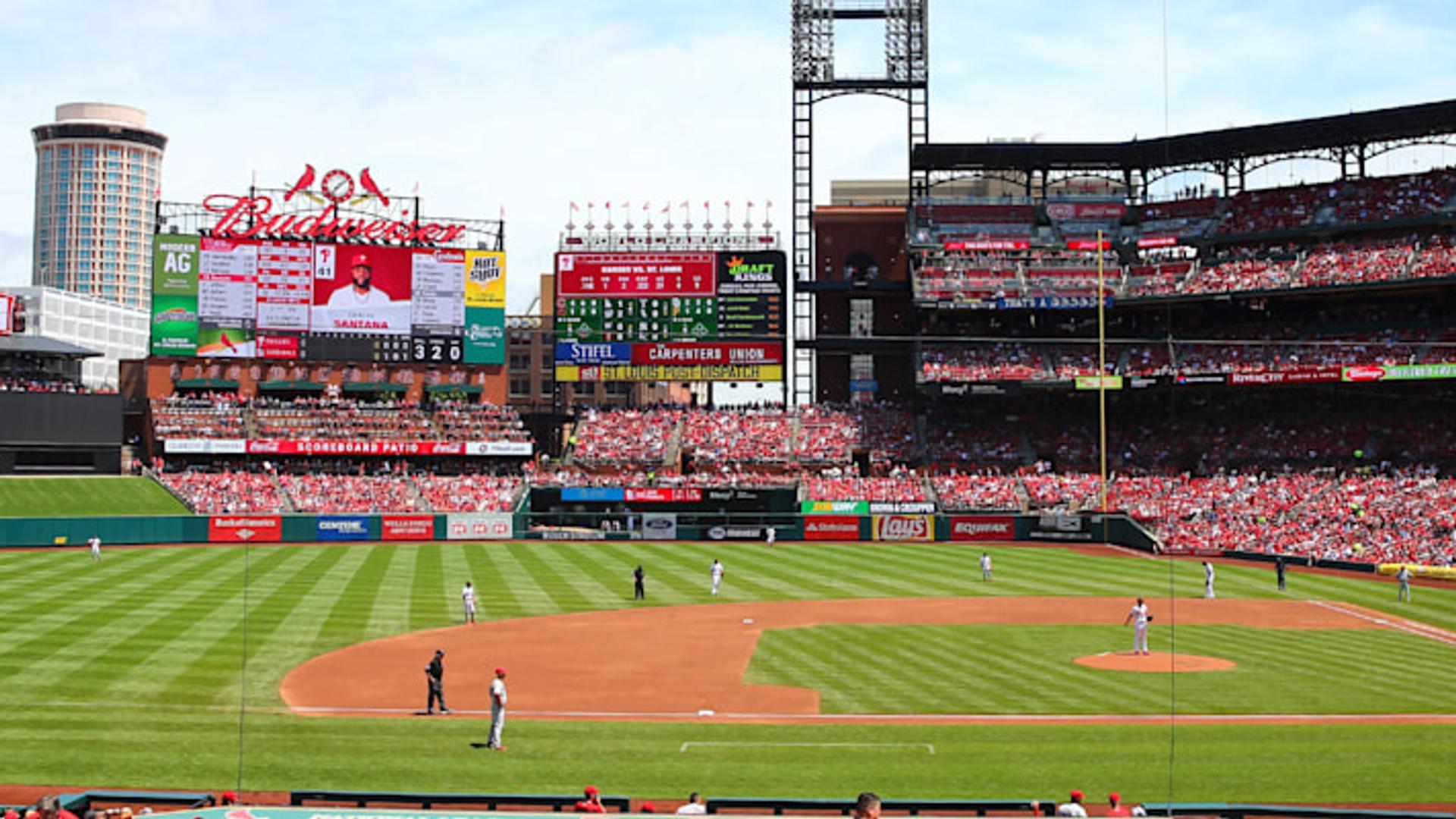 Yankees sign former All-Star Matt Carpenter