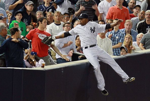 Yankees Designate Dewayne Wise For Assignment