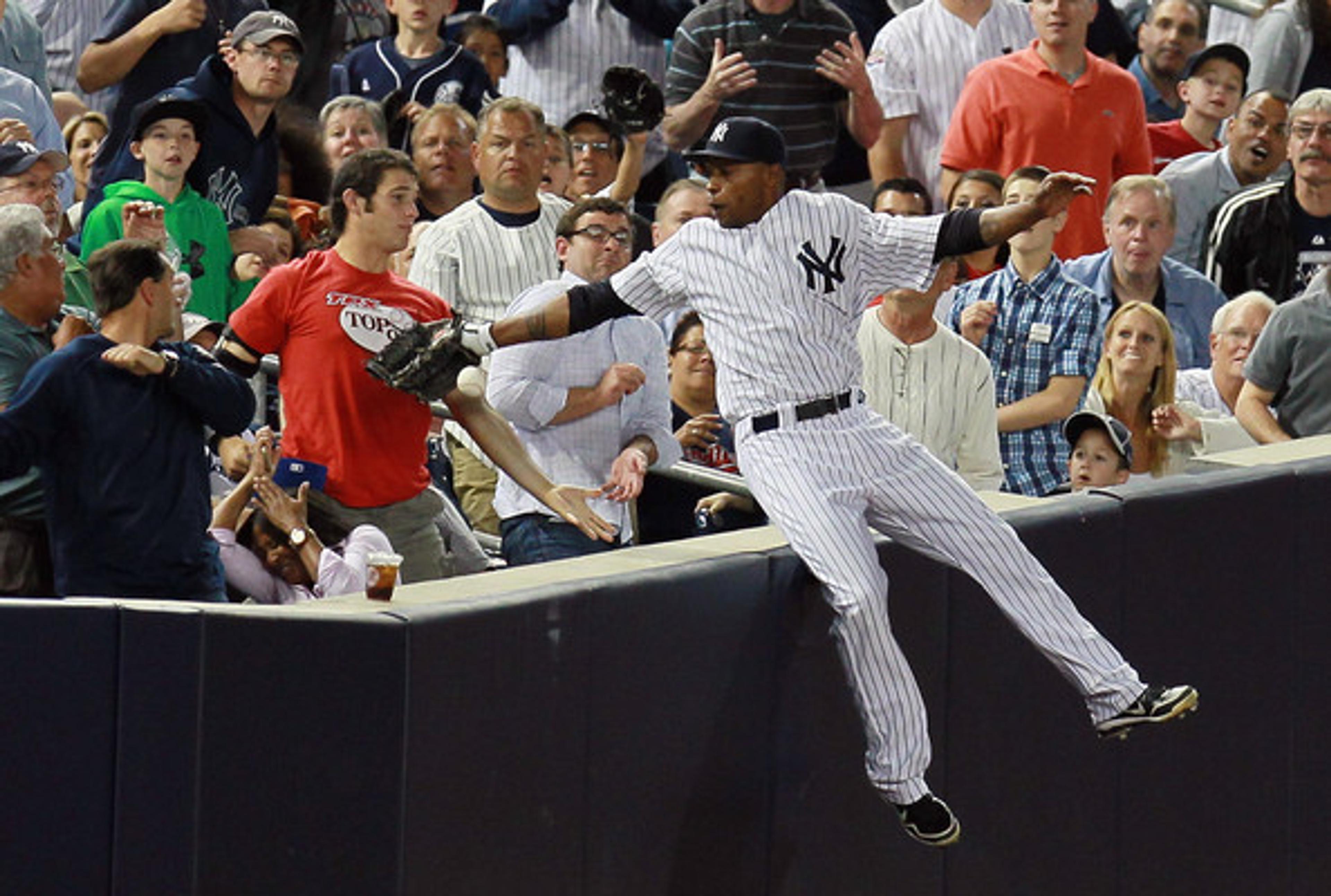 Yankees Designate Dewayne Wise For Assignment