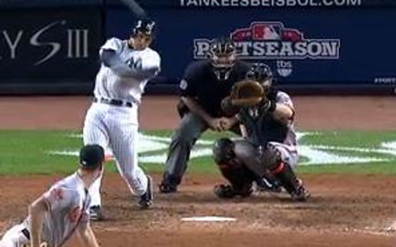 Yankees ALDS Game 3: Raul plays savior and hero