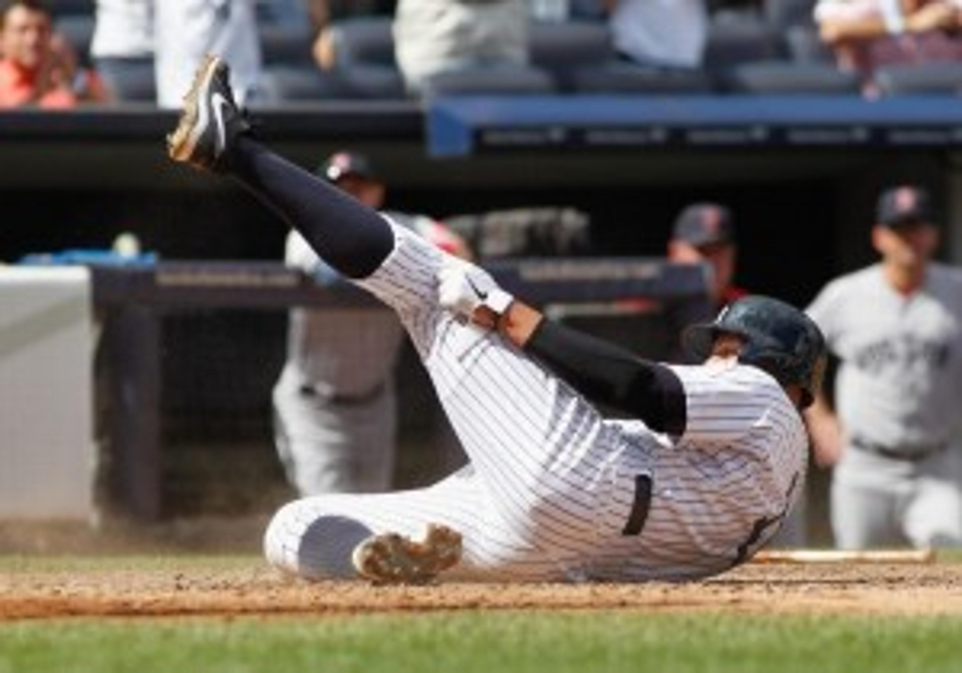 Playoff Push: Yankees avoid sweep, stay 2.5 back of Rays