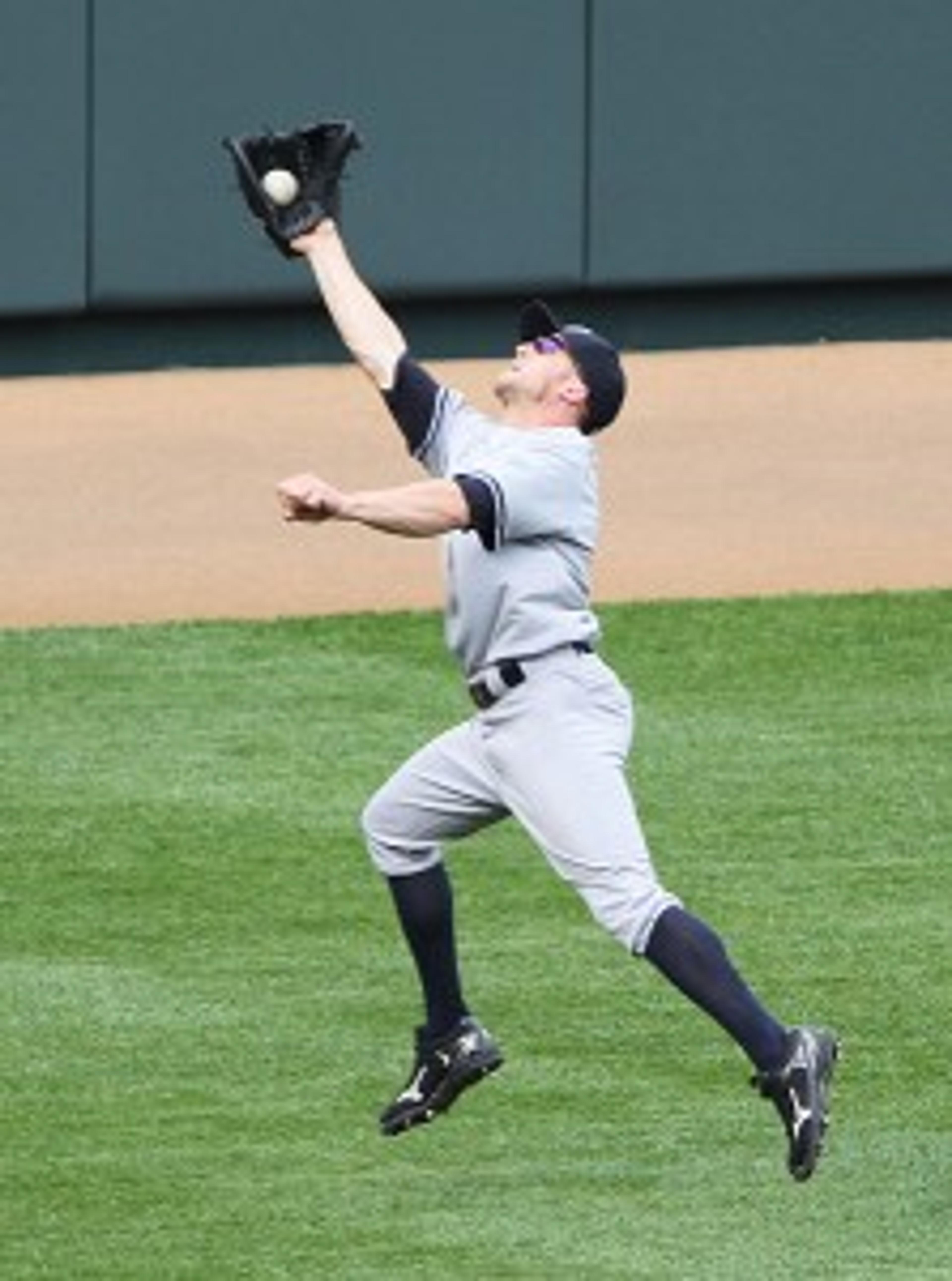Spring Training Game 5: Errors costly in Yankees loss