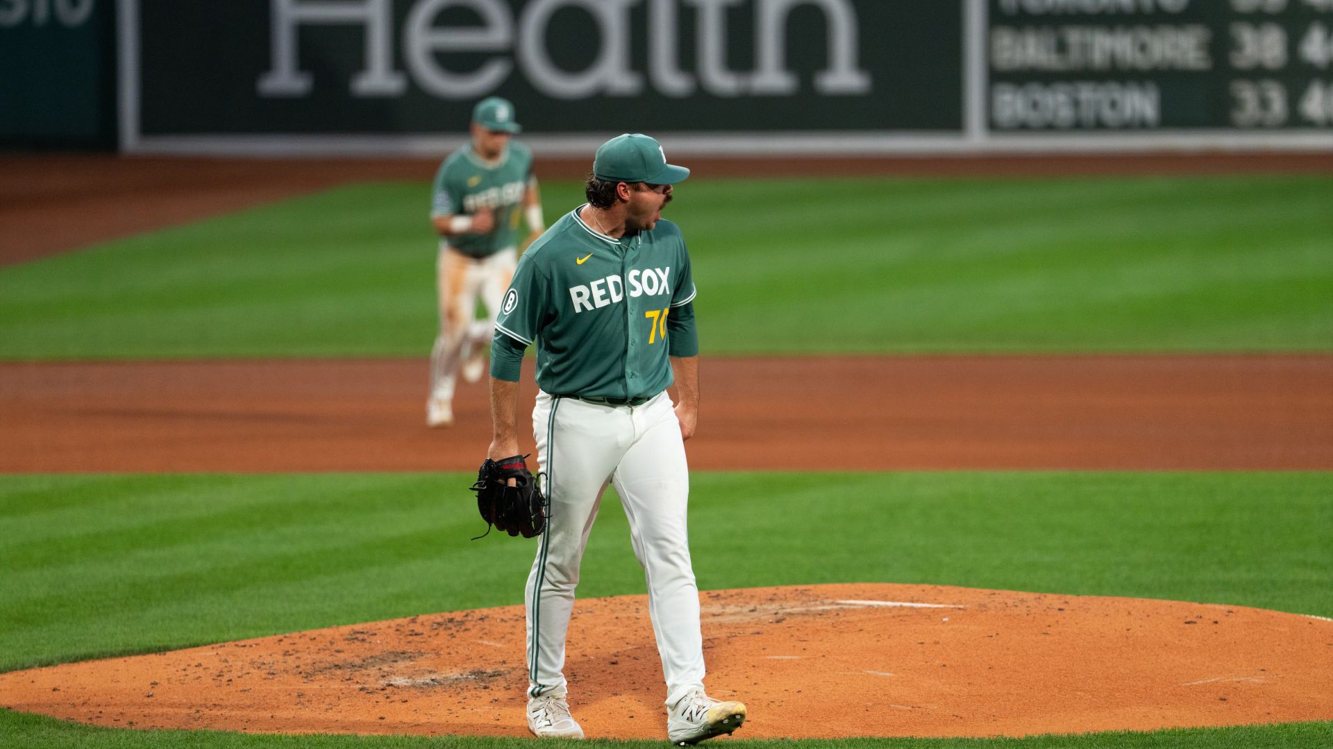 'Got some DayQuil in me': How Tolle spun a career outing vs. Yanks in 'flu game'