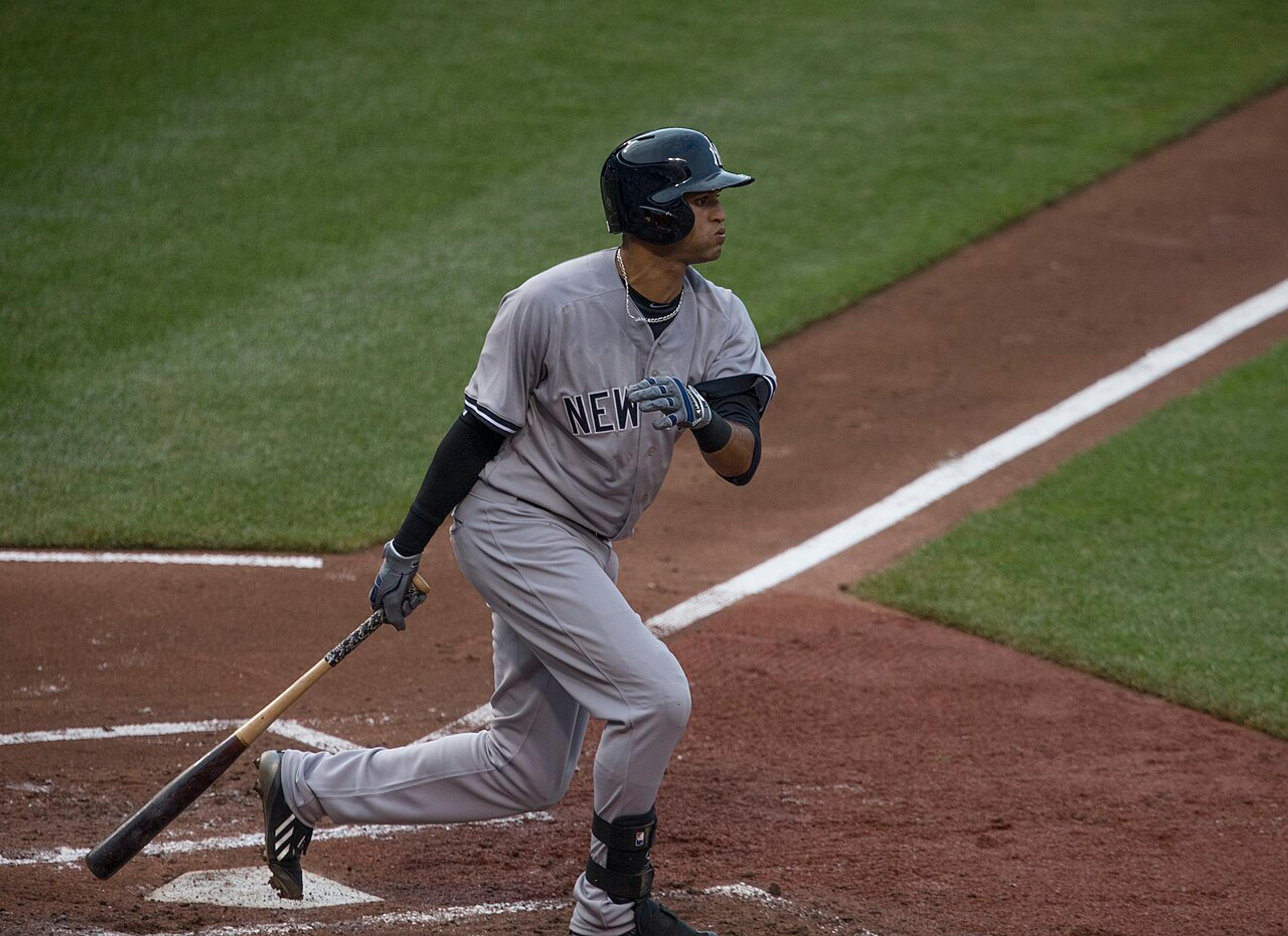 Bernie Williams will officially retire