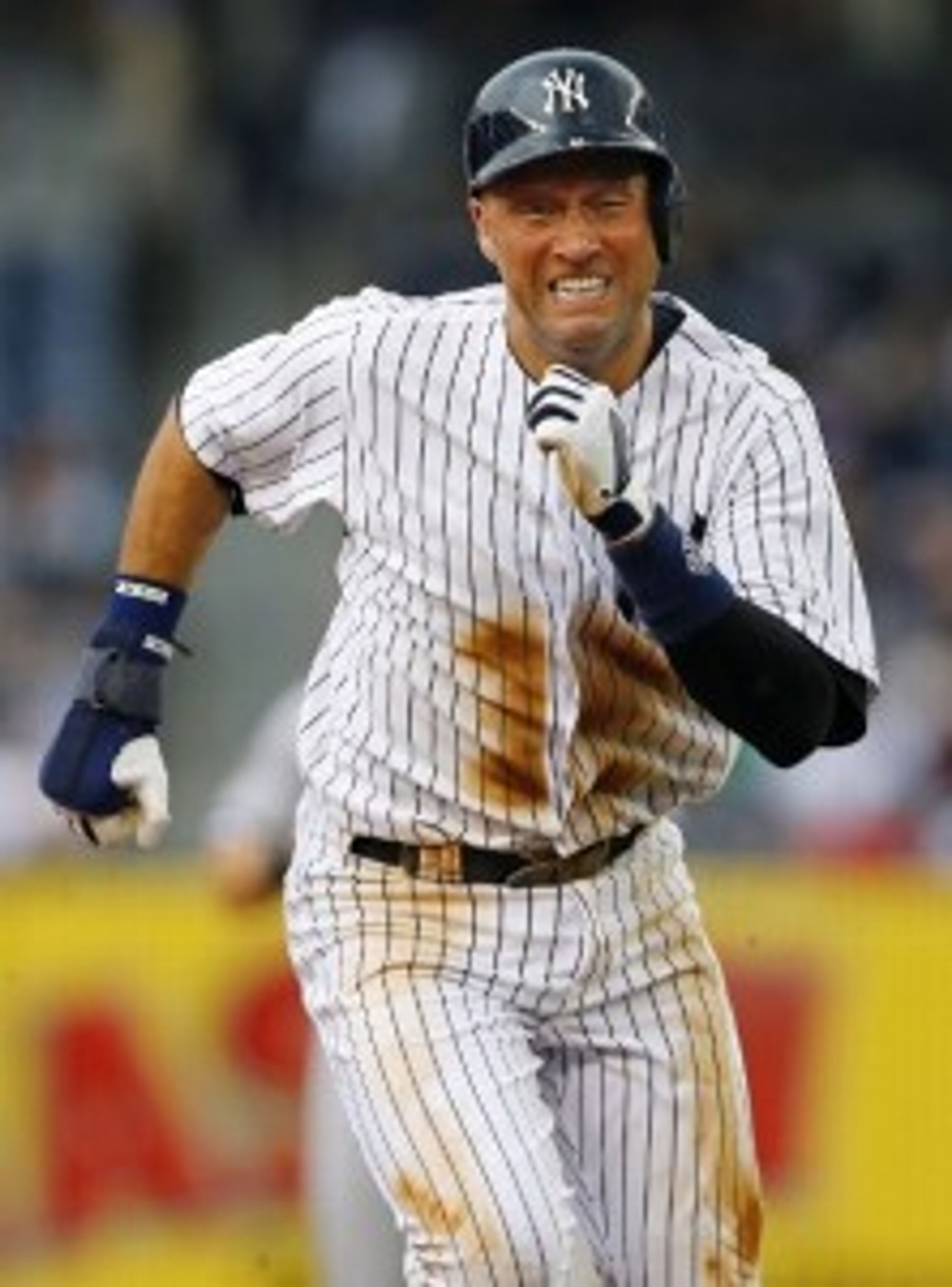 Playoff Push: Yanks creep to 2.5 games back of struggling Rays