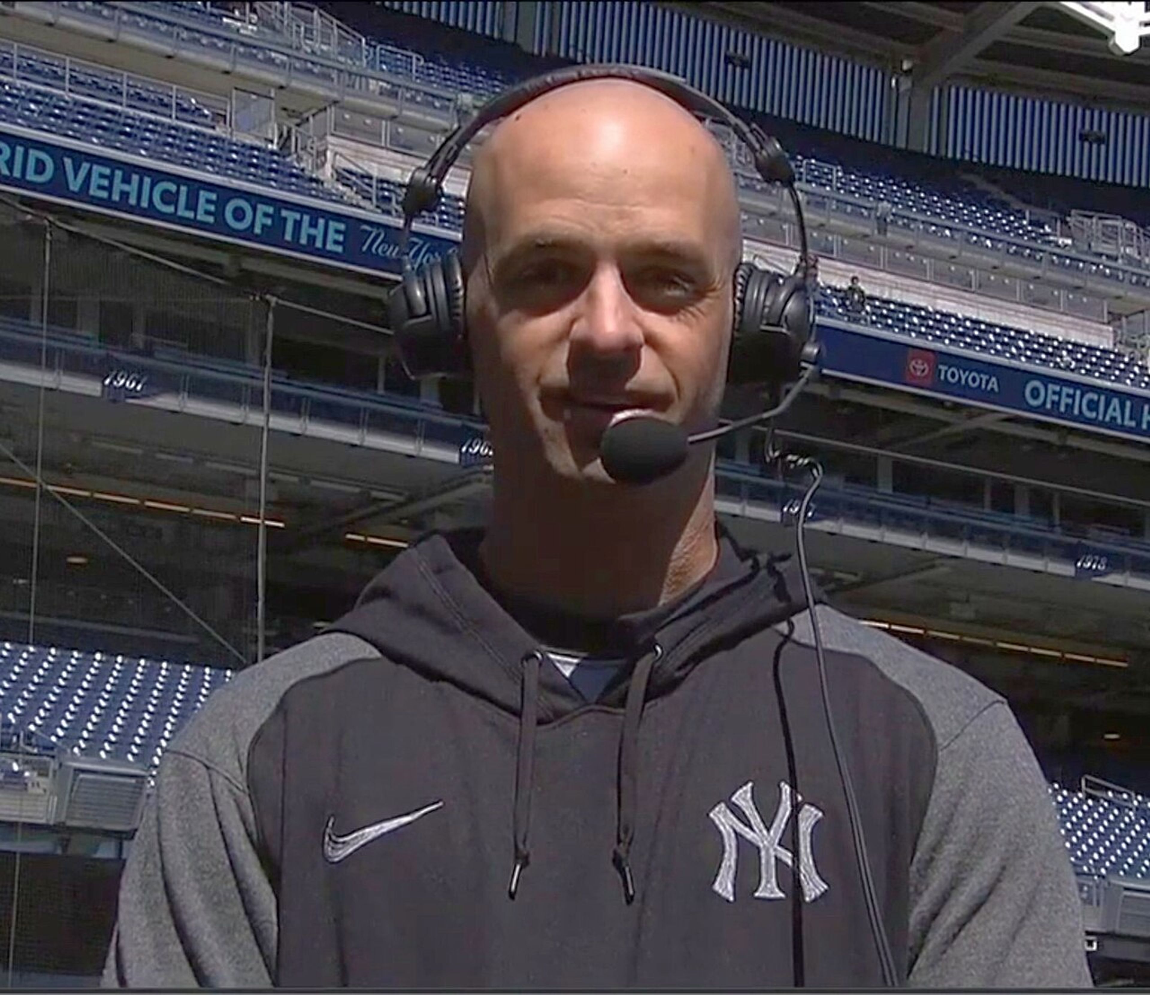 The Yankees Get Bauer’d - The Bronx Pinstripes Show #182
