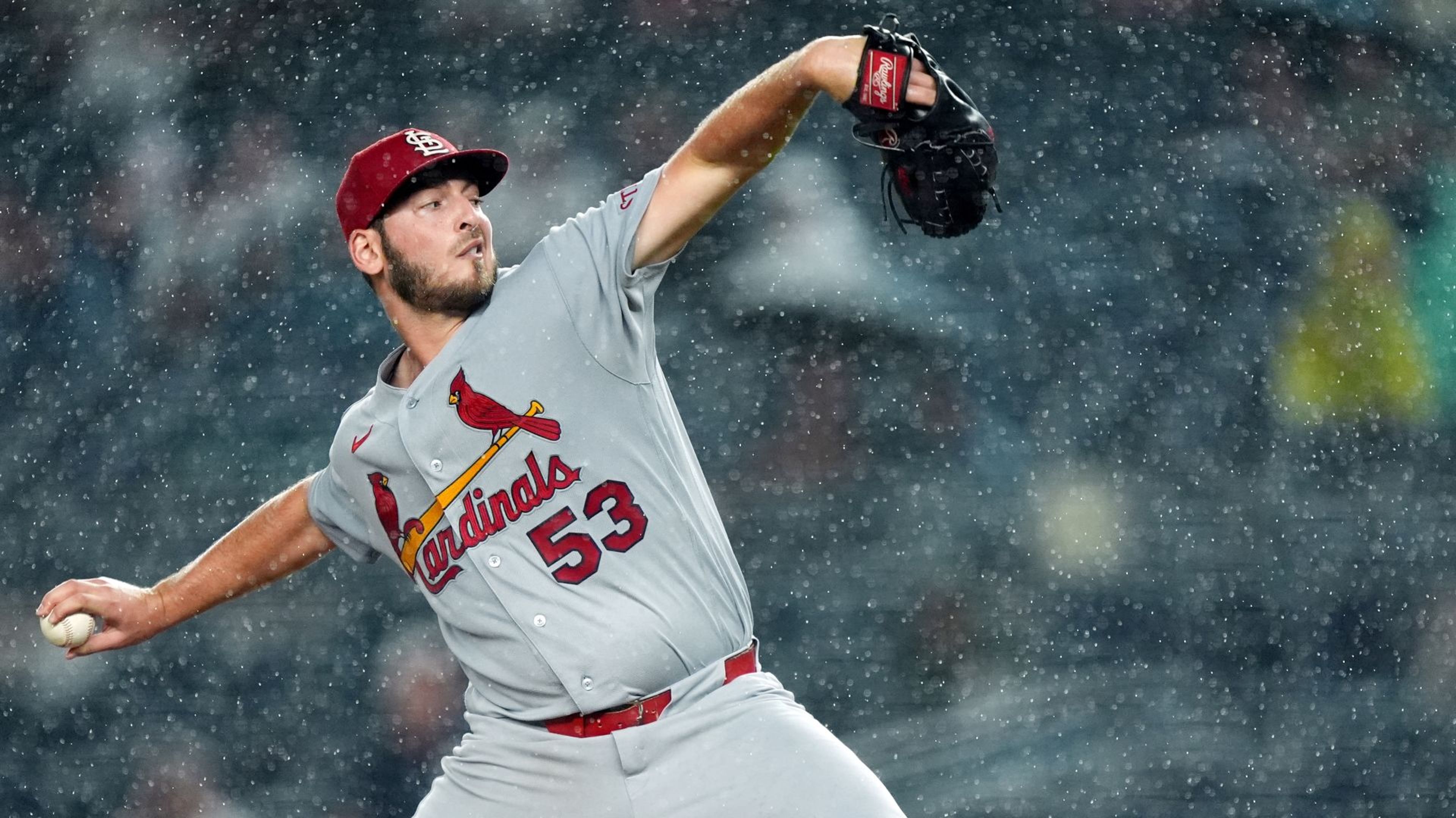 Rain delay doesn't bother Pallante, who pitches Cards past Yanks
