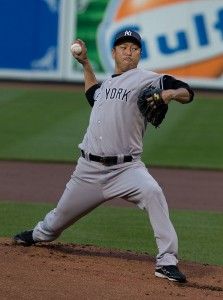 Hiroki_Kuroda_on_May_22,_2013