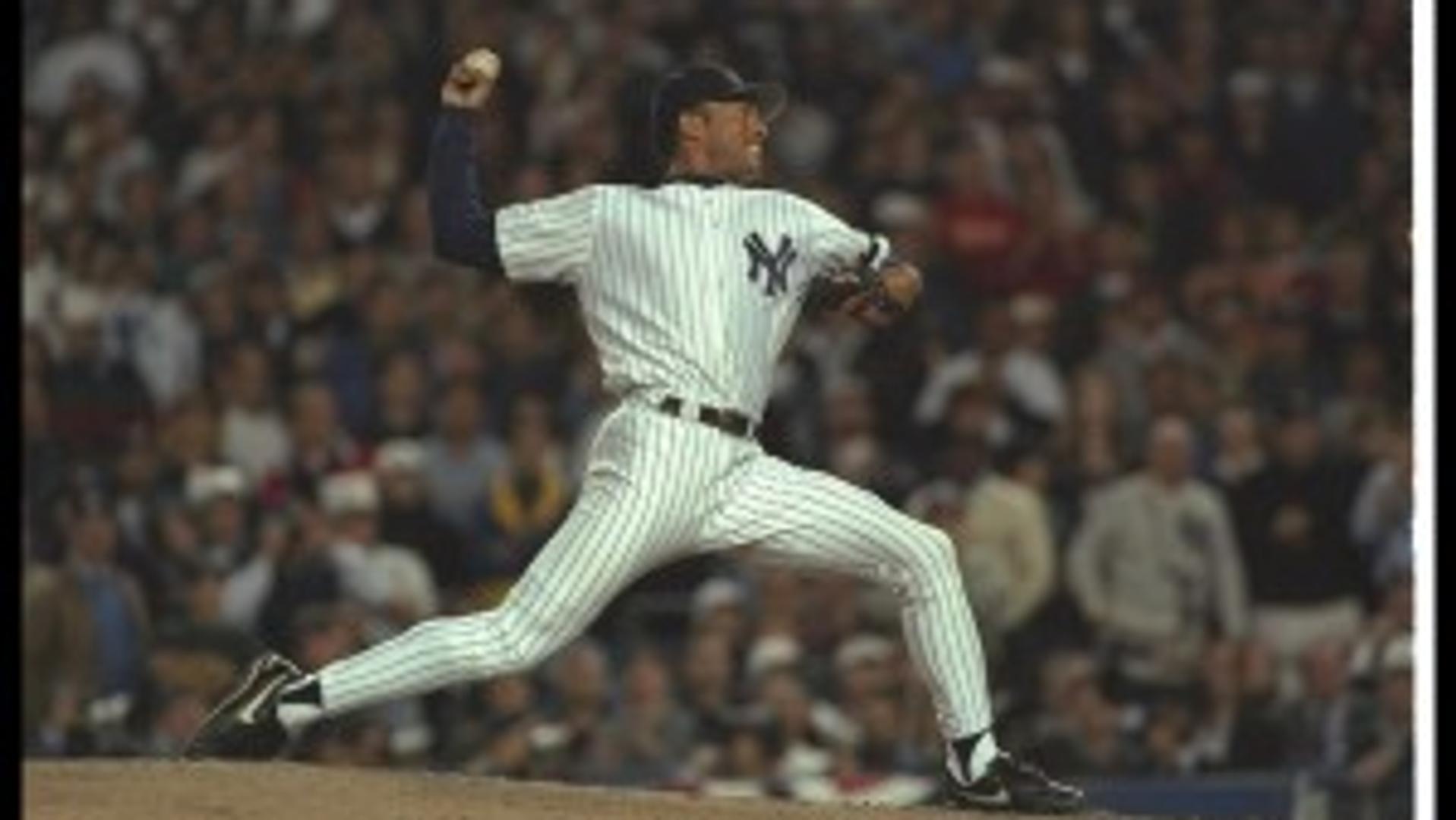 Mo throws a pitch in Game 6 of the 1996 World Series. Photo courtesy of Yahoo!