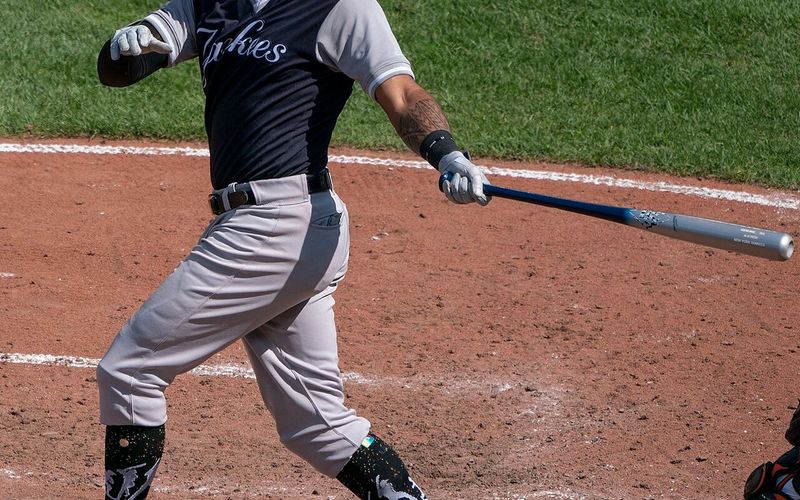 Yankees Game 14: Bullpen, offense struggle at stopping the sweep