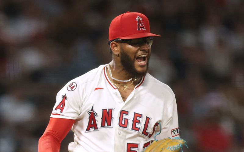 Ureña the picture of composure vs. Yankees: 'That's the sign of an ace'