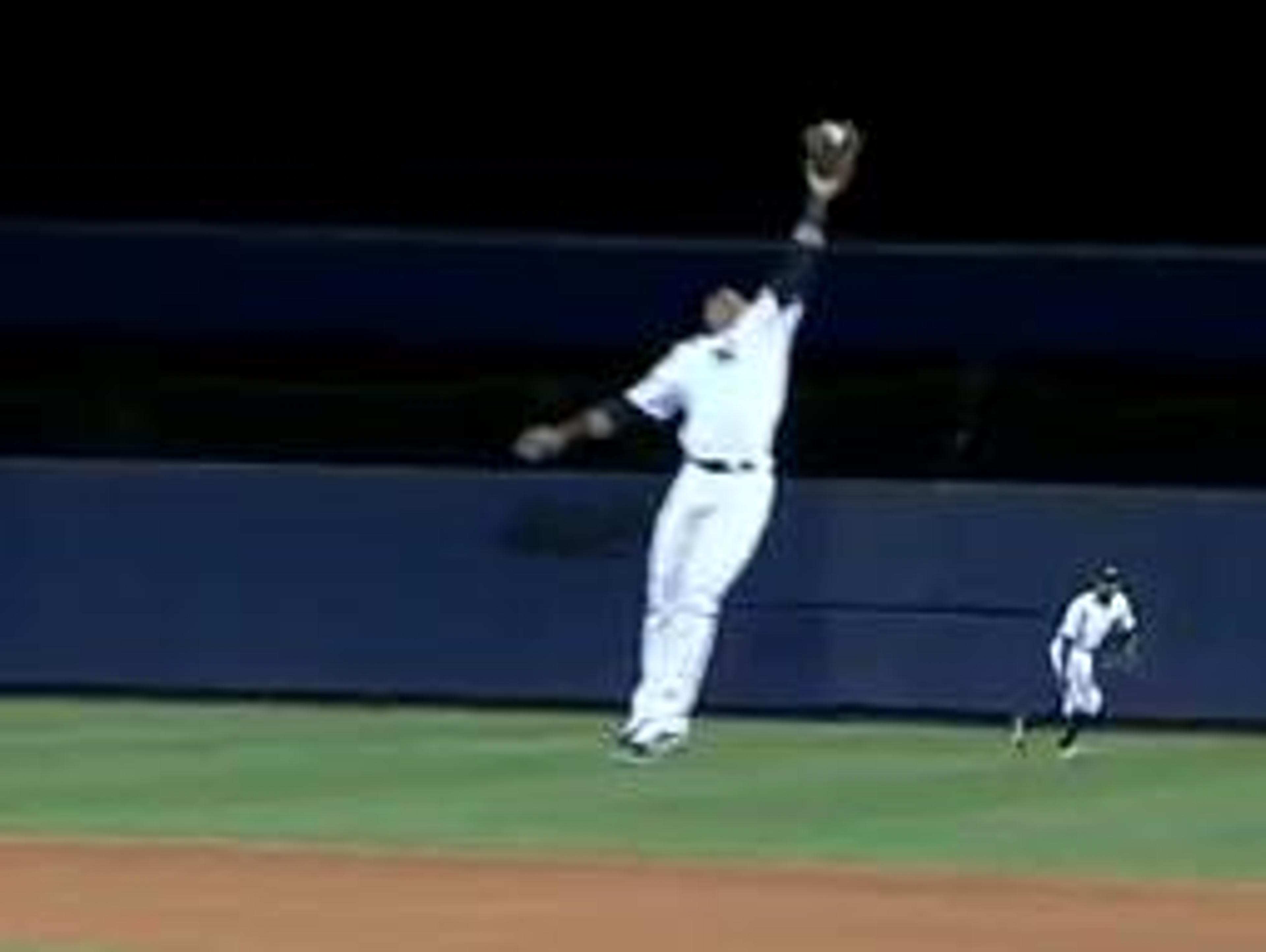 Yankees Game 129: Hughes Solid Through 7