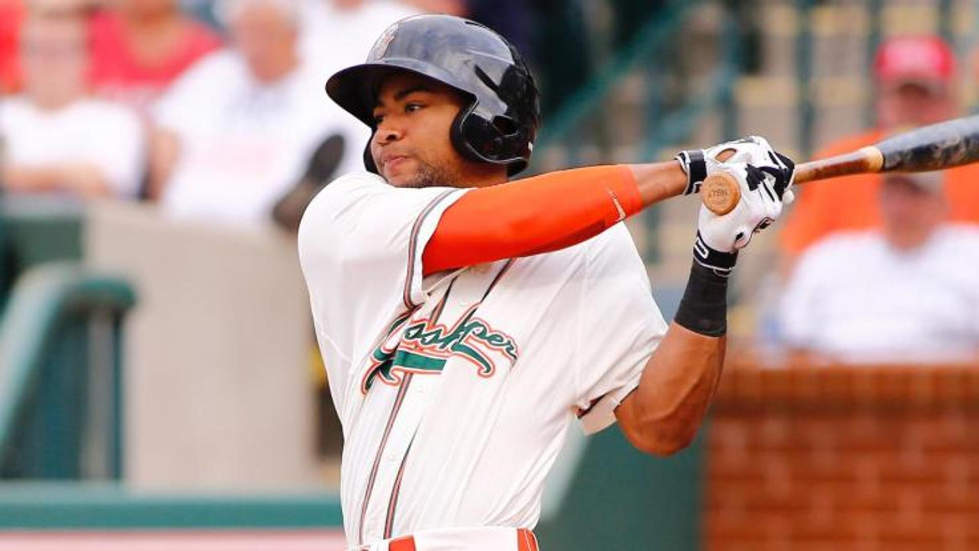 Yankees acquire third baseman James Nelson from Marlins