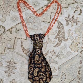 Tie Necklace Orange