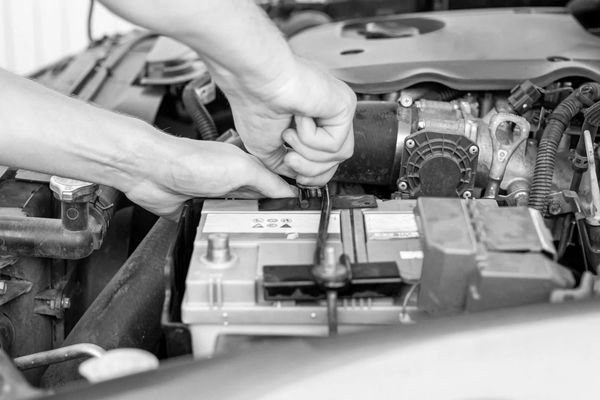 Mobile Car Battery Fitting Service